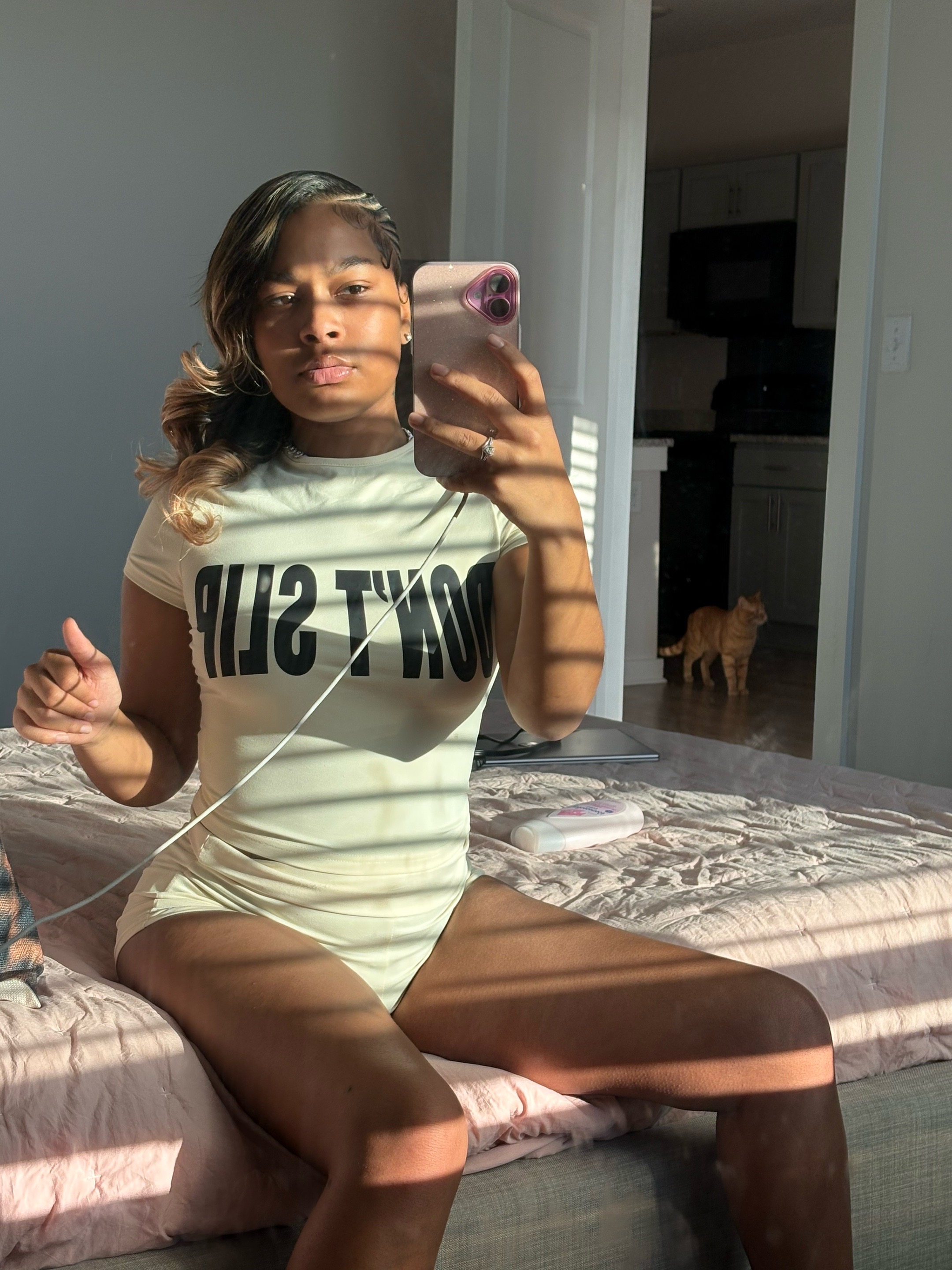 @prettygworltee_