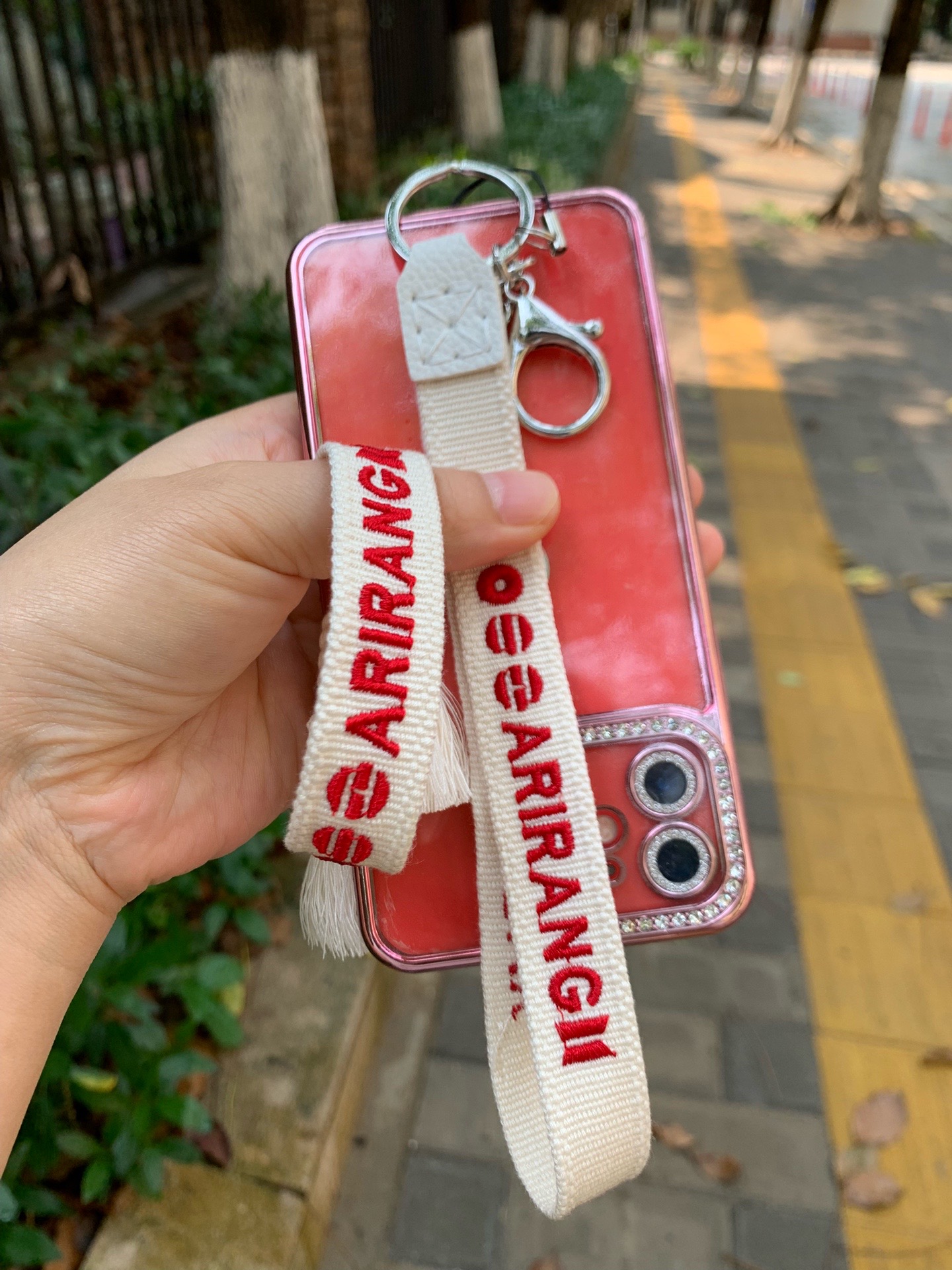 @MiVivi K-pop Merch