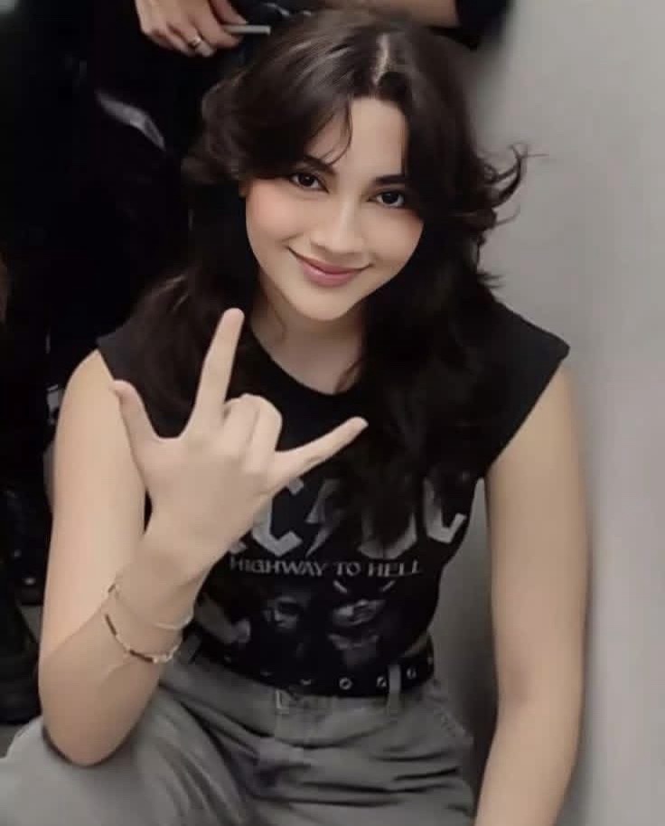 @Delilah 🤘