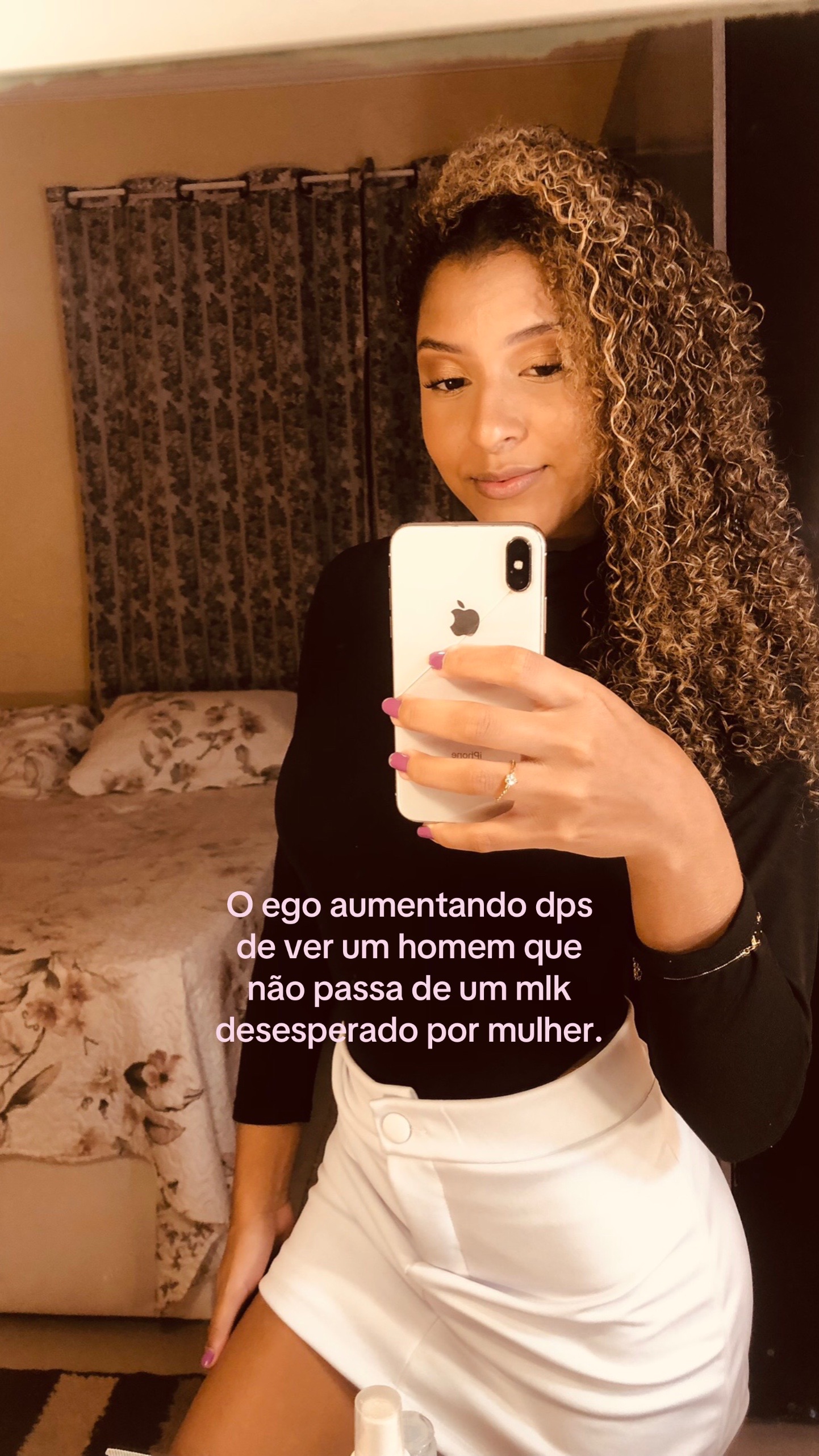 @biazinha’