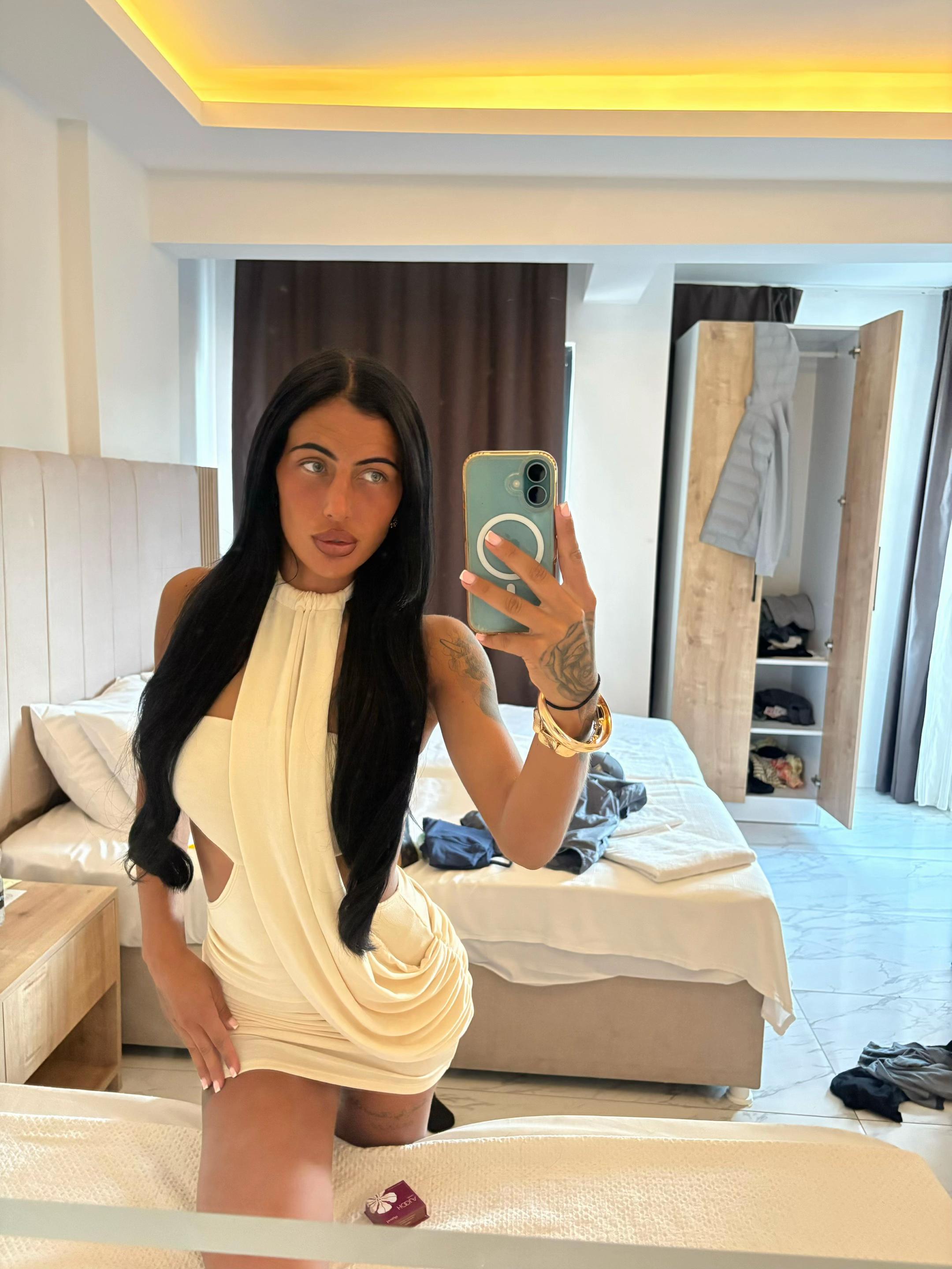 @parisbrooks