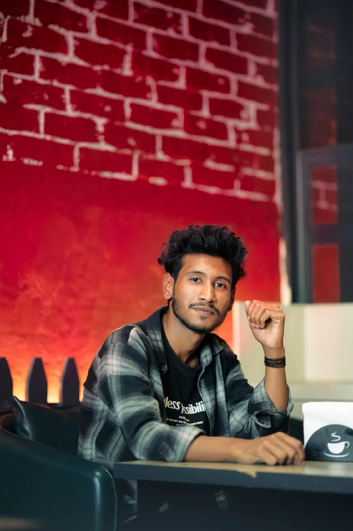 @its_𝙰𝚅𝙸𝙲𝙷𝙰𝙷𝙰𝚁 (आद)👑