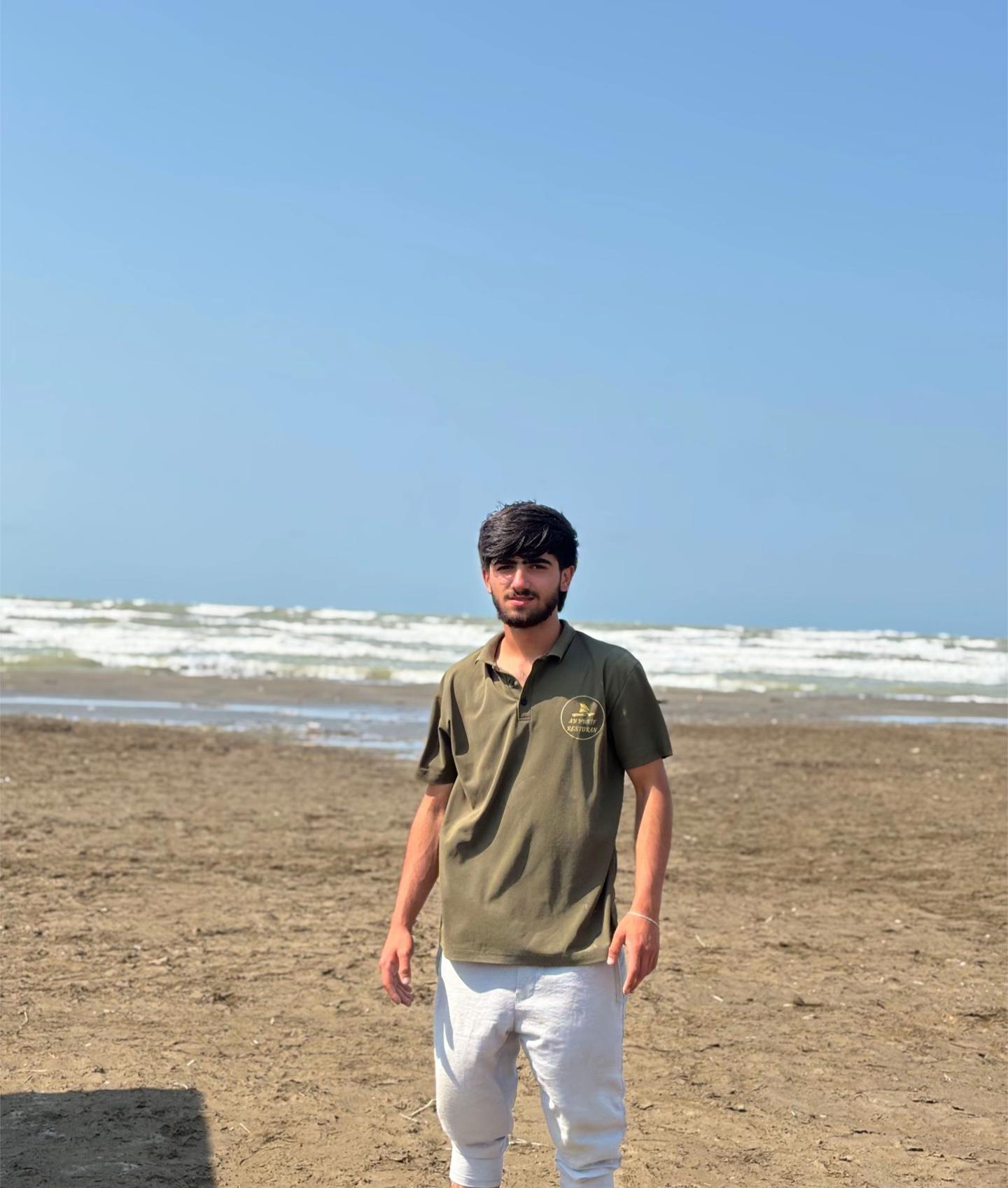 @𝓜.𝓣