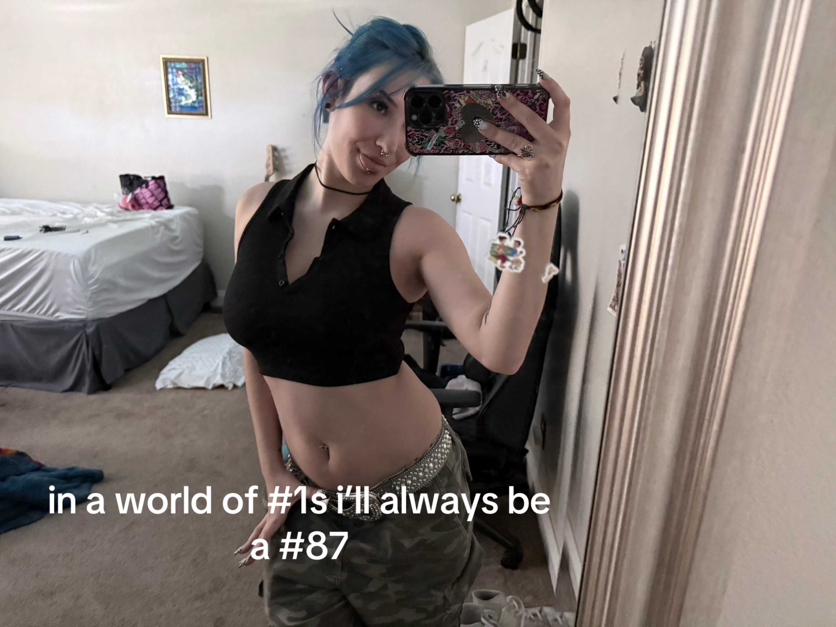 @ari 𖤐