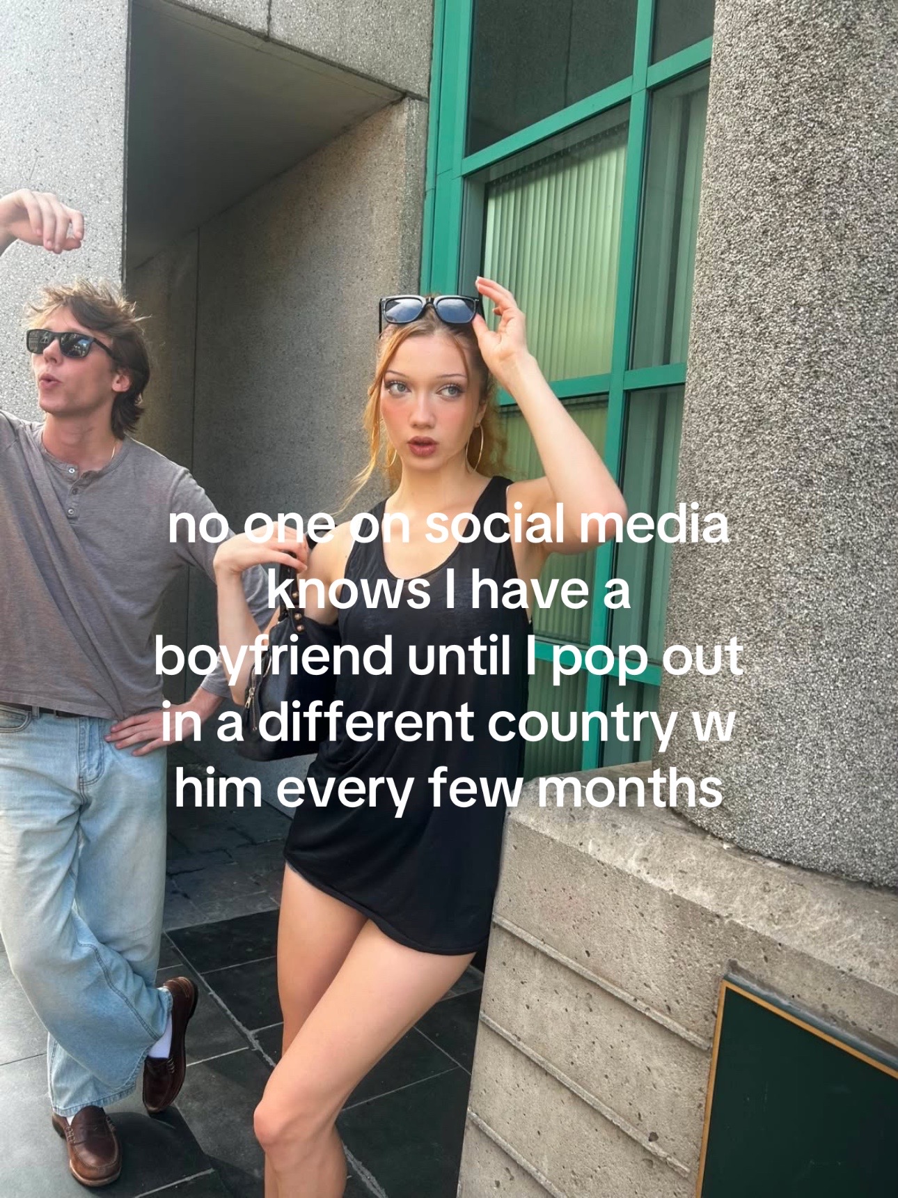 @🐰