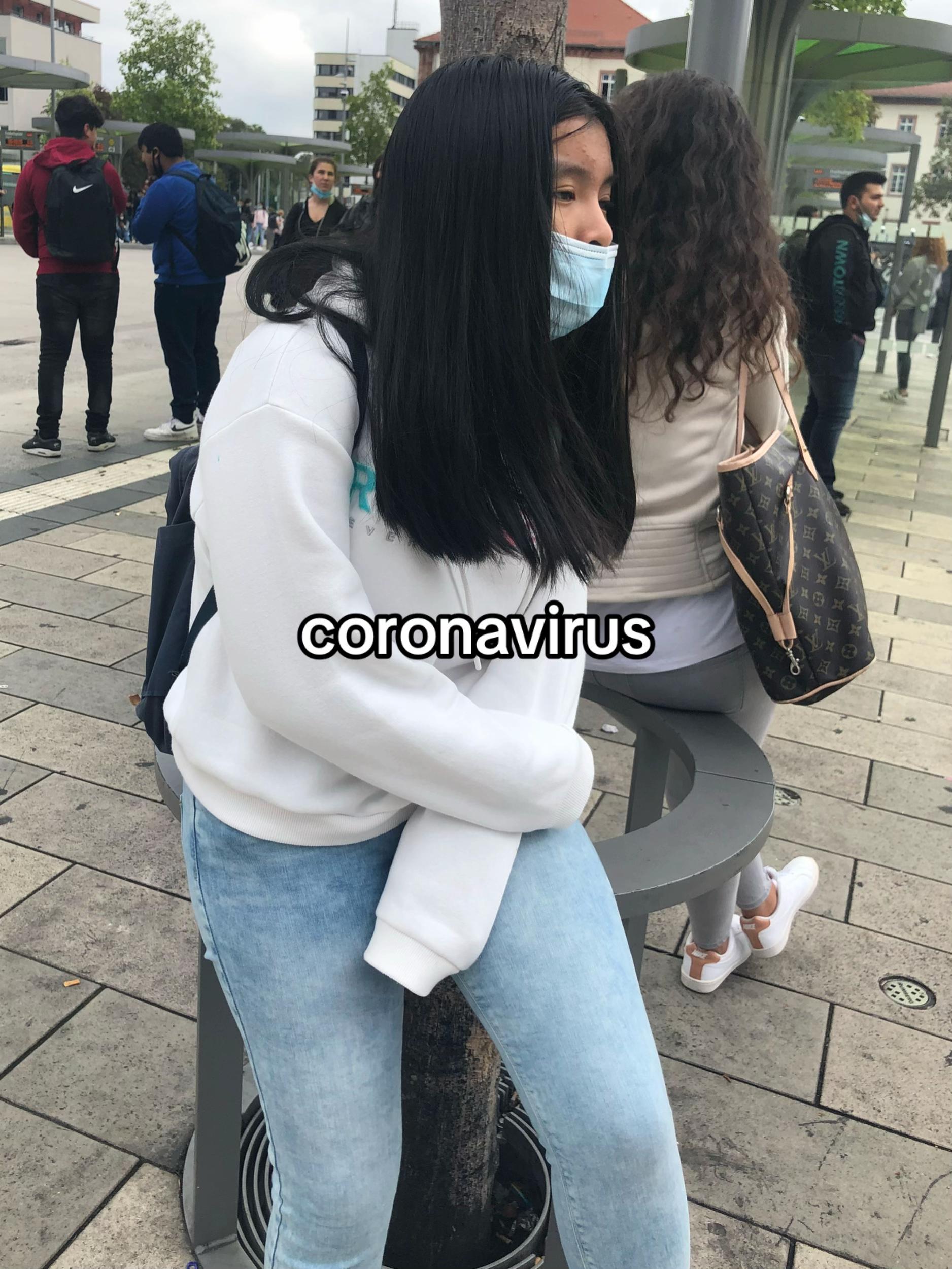 @𒉭 xy