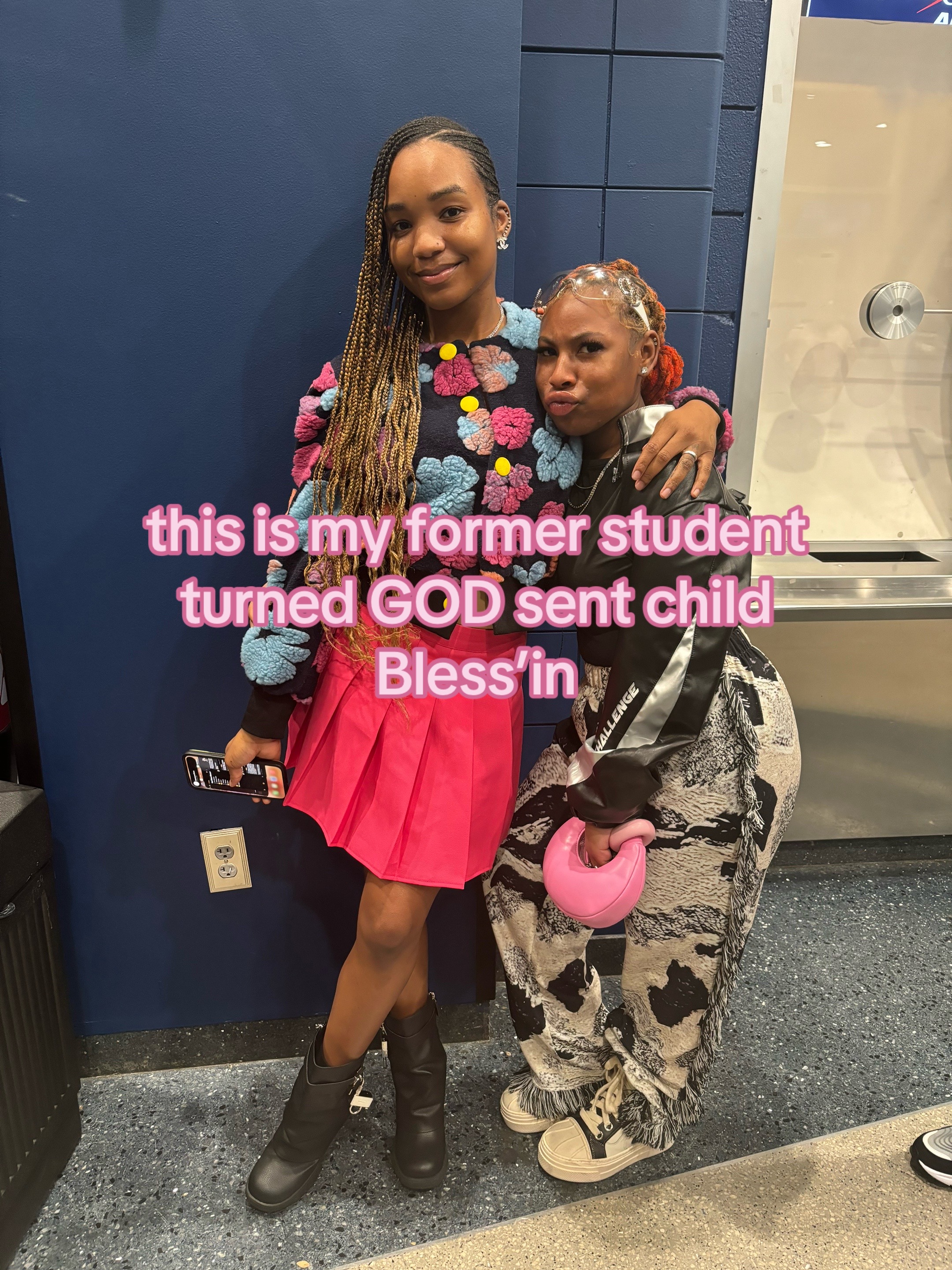 @daminiqueee