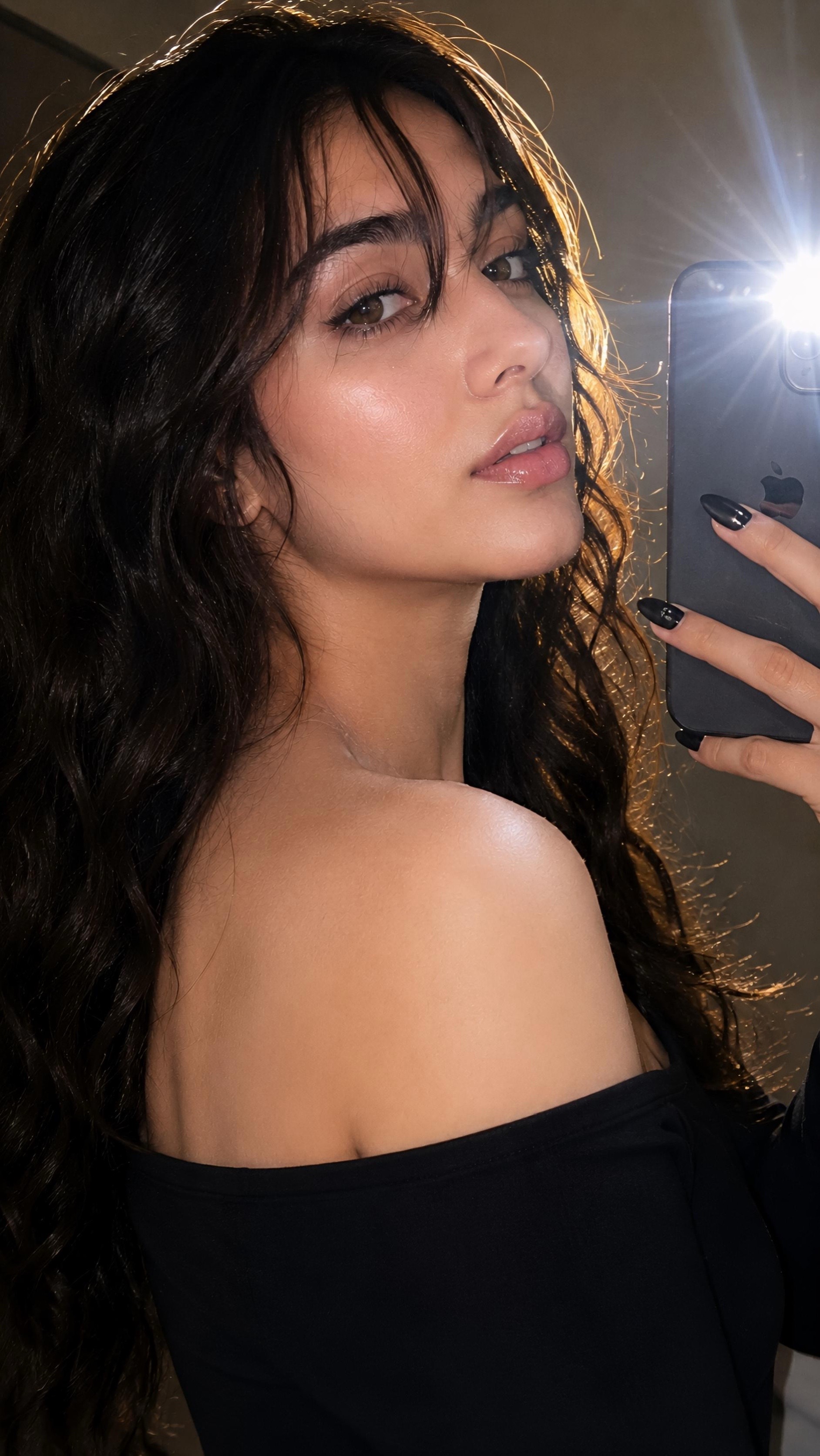@Elara Nova