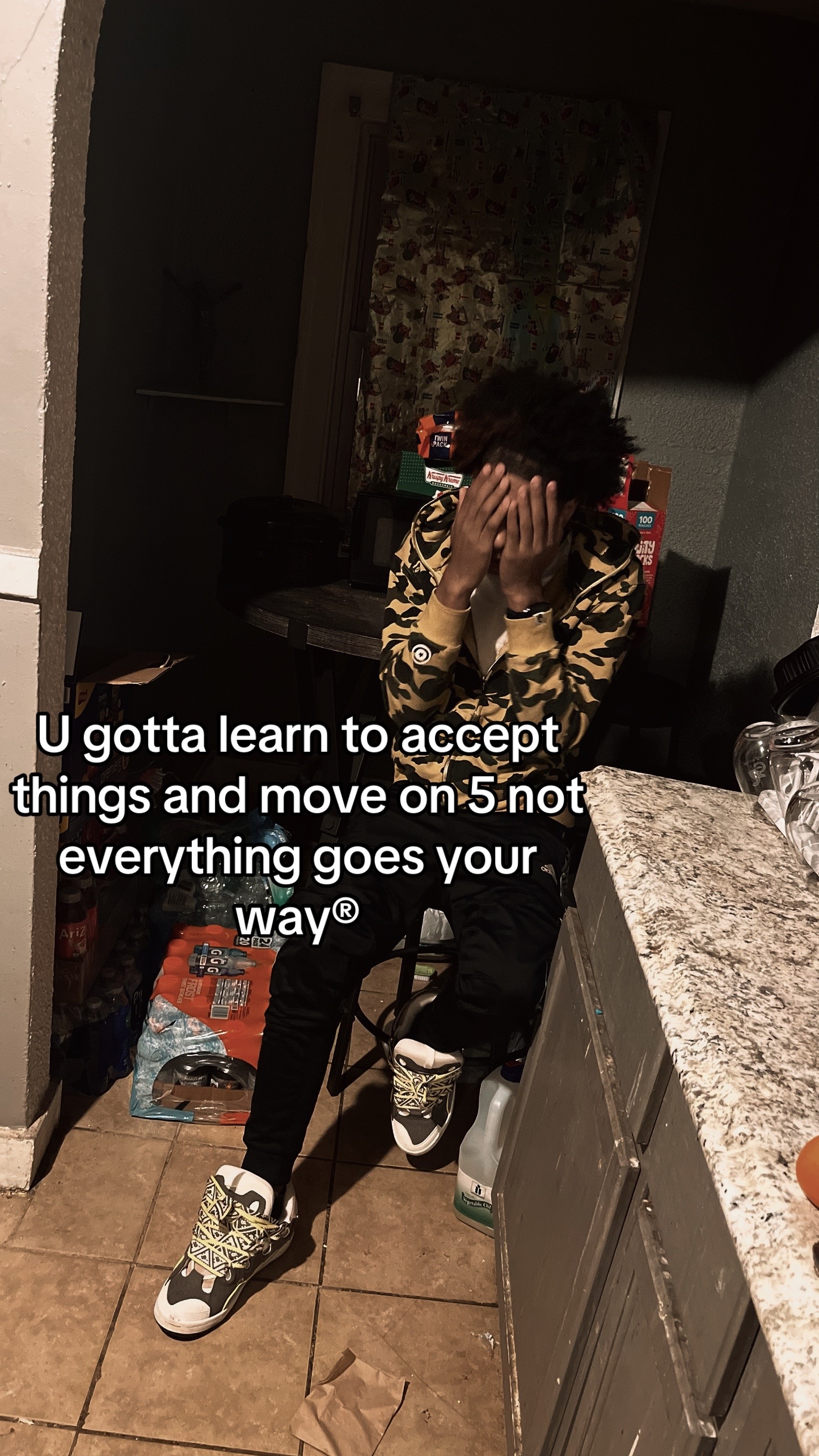 @⃟