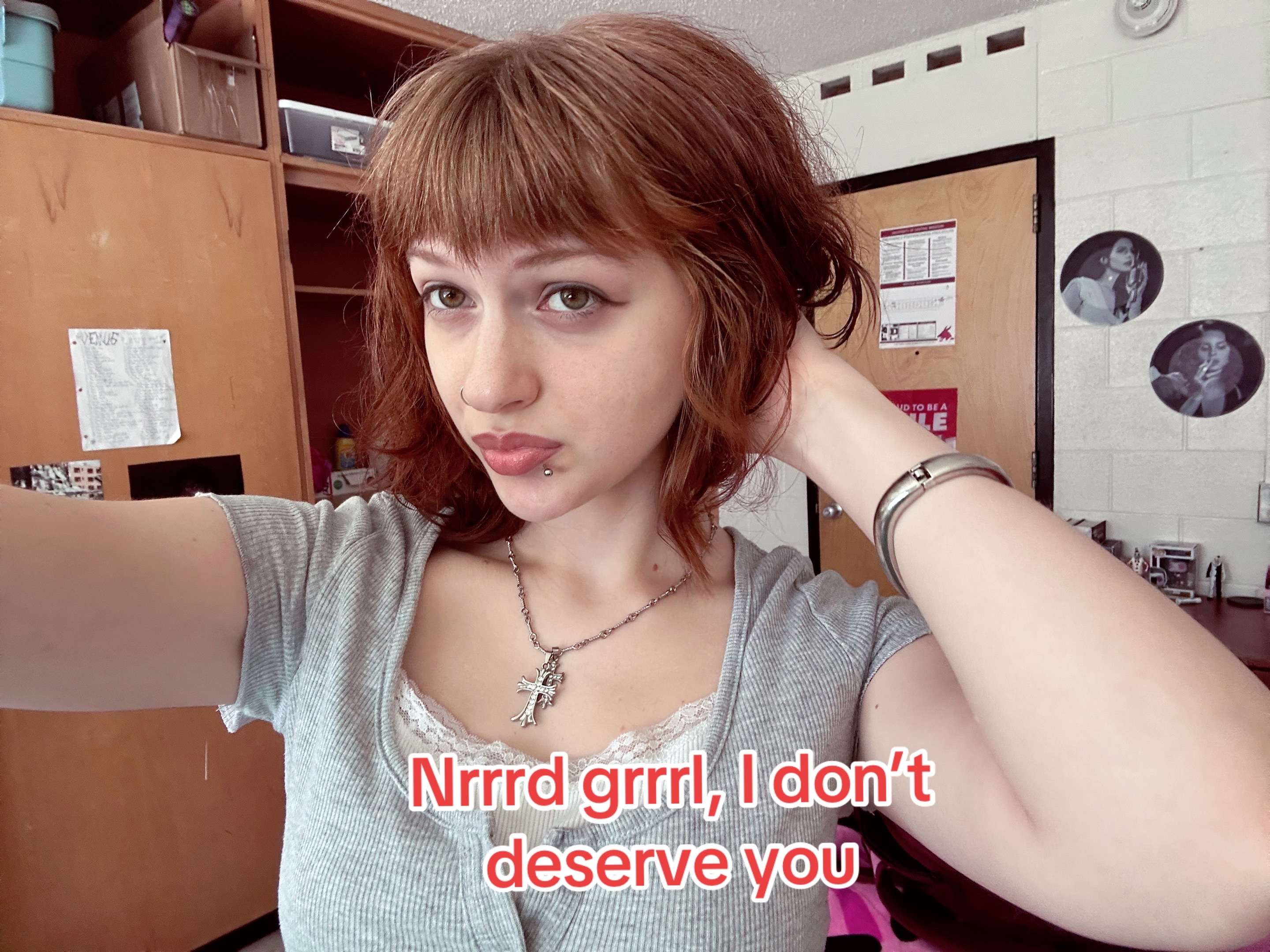 @v <3
