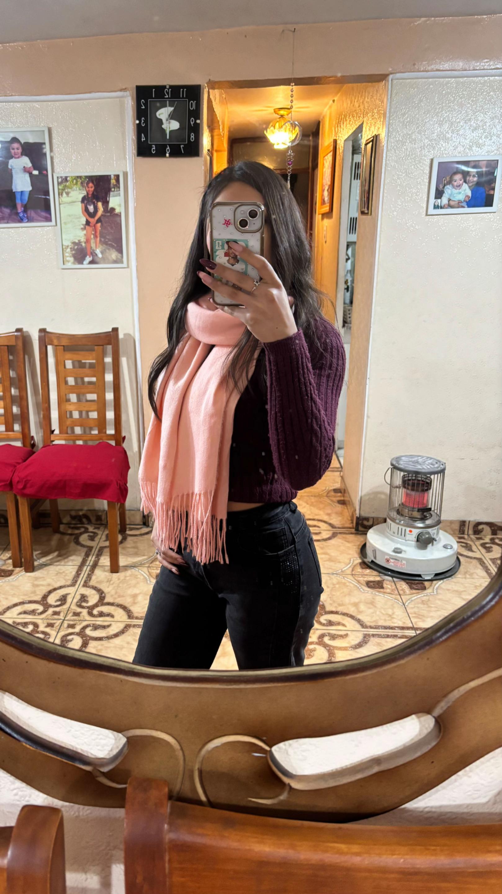 @𝐸𝑚𝑚𝑖𝑙𝑦💫