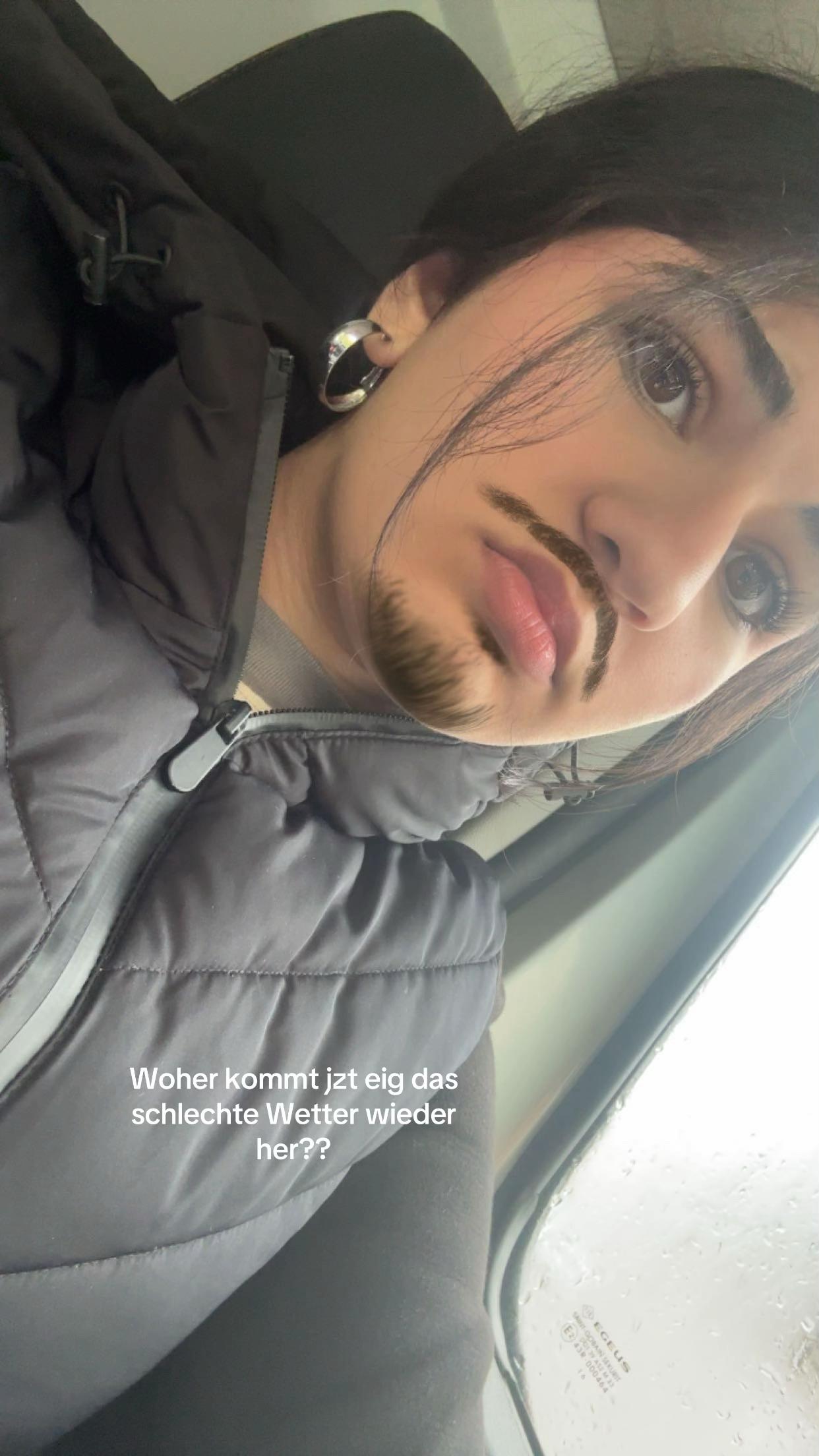 @↻
