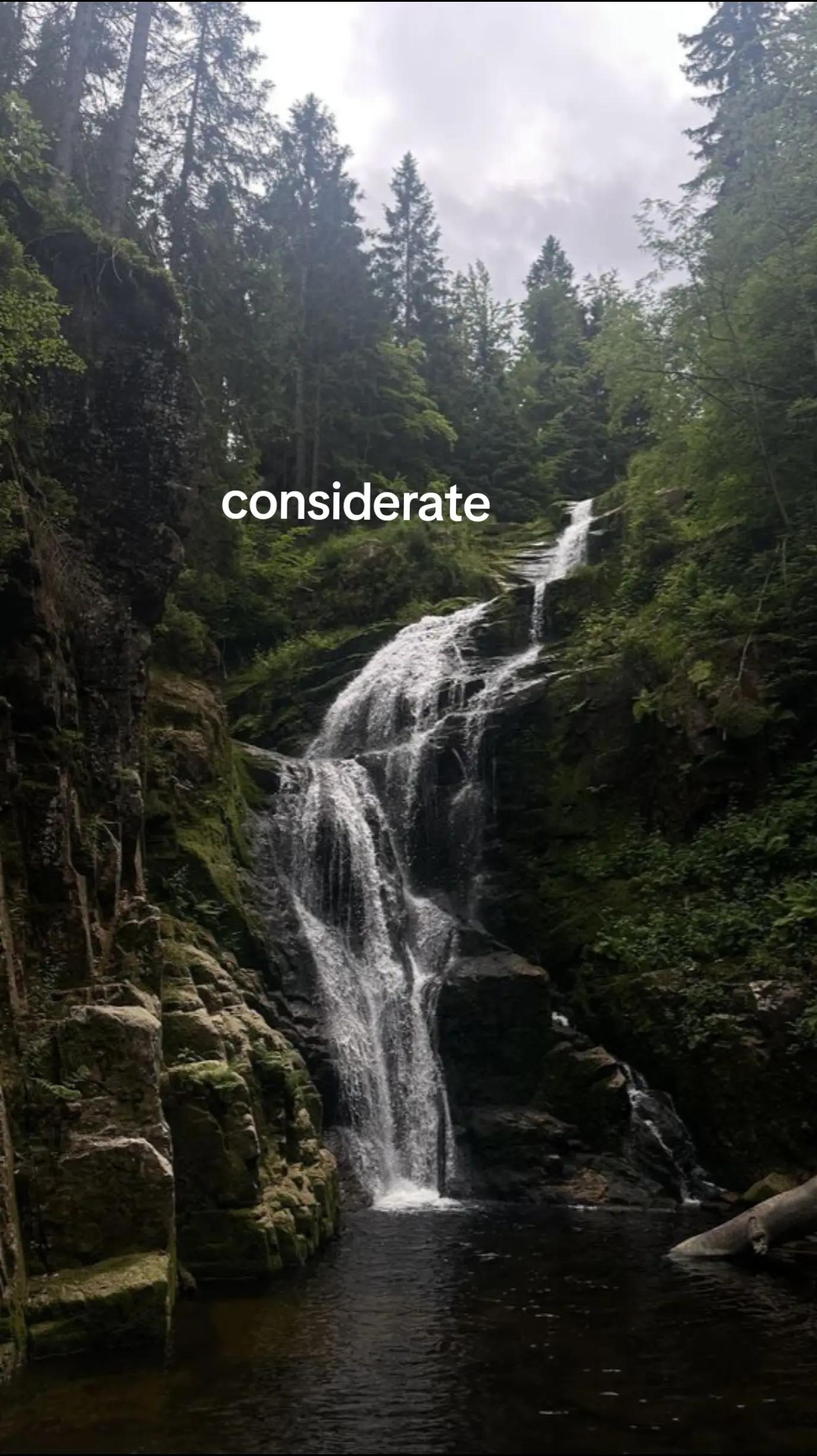 @ℳ𝒶𝒾 ⋆ ₊˚⊹. 🎧