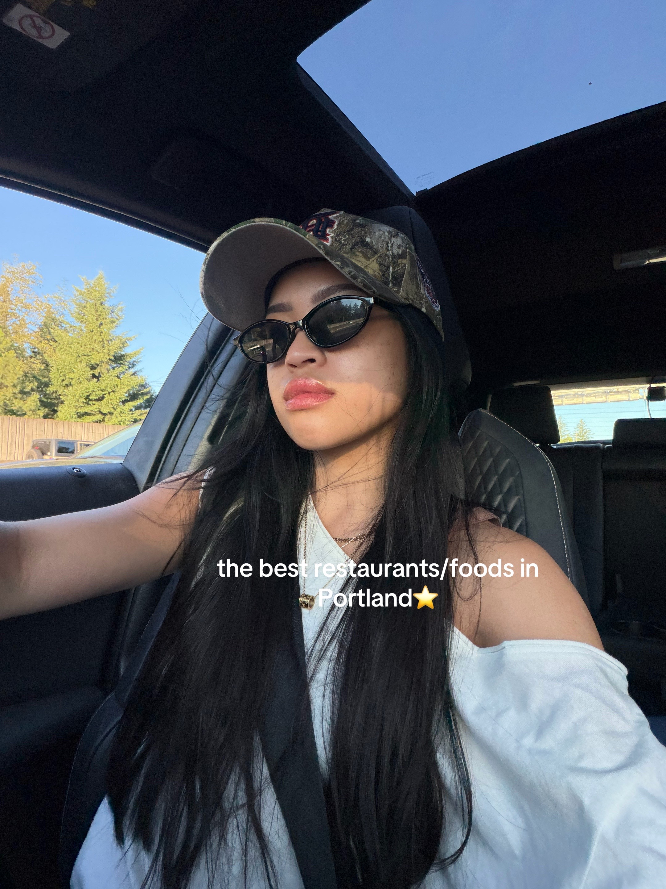 @shayla hoang