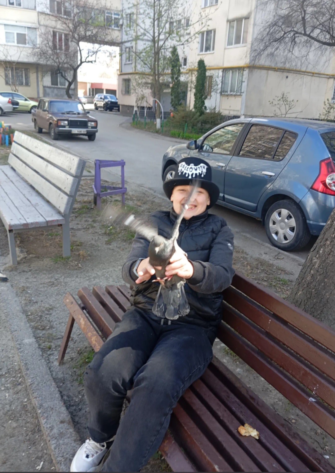 @я не обязан