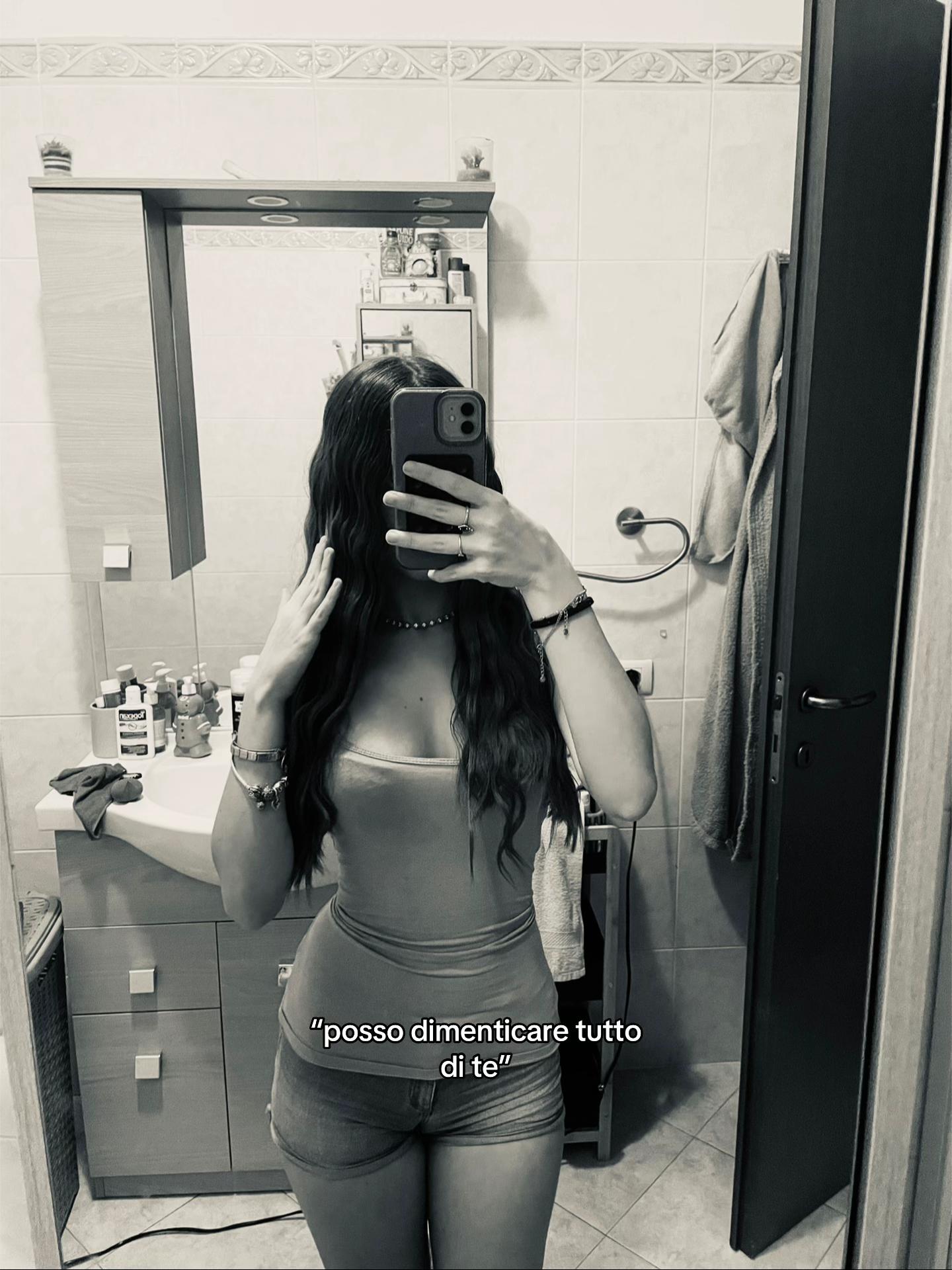 @𝒶🌑