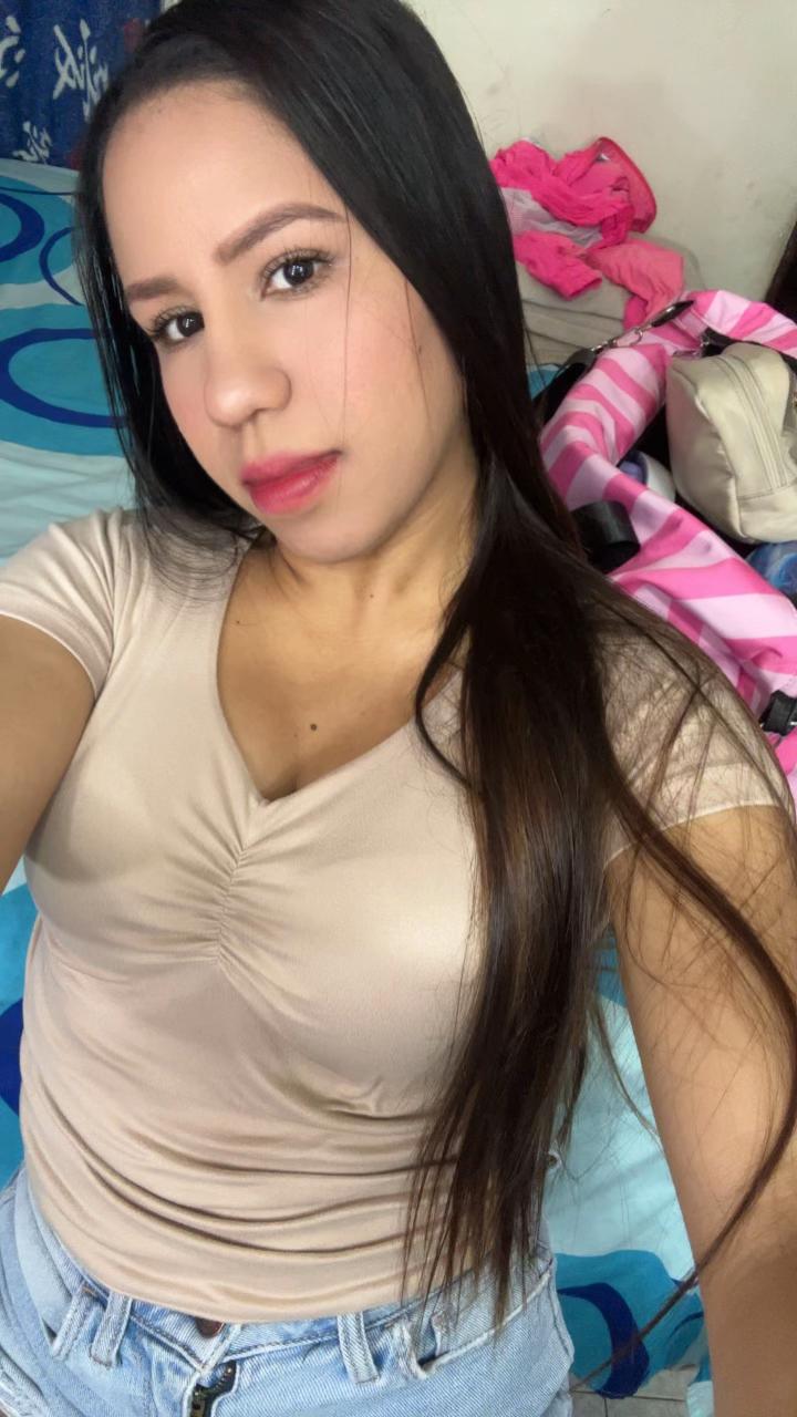 @Y I Z E L 🌸