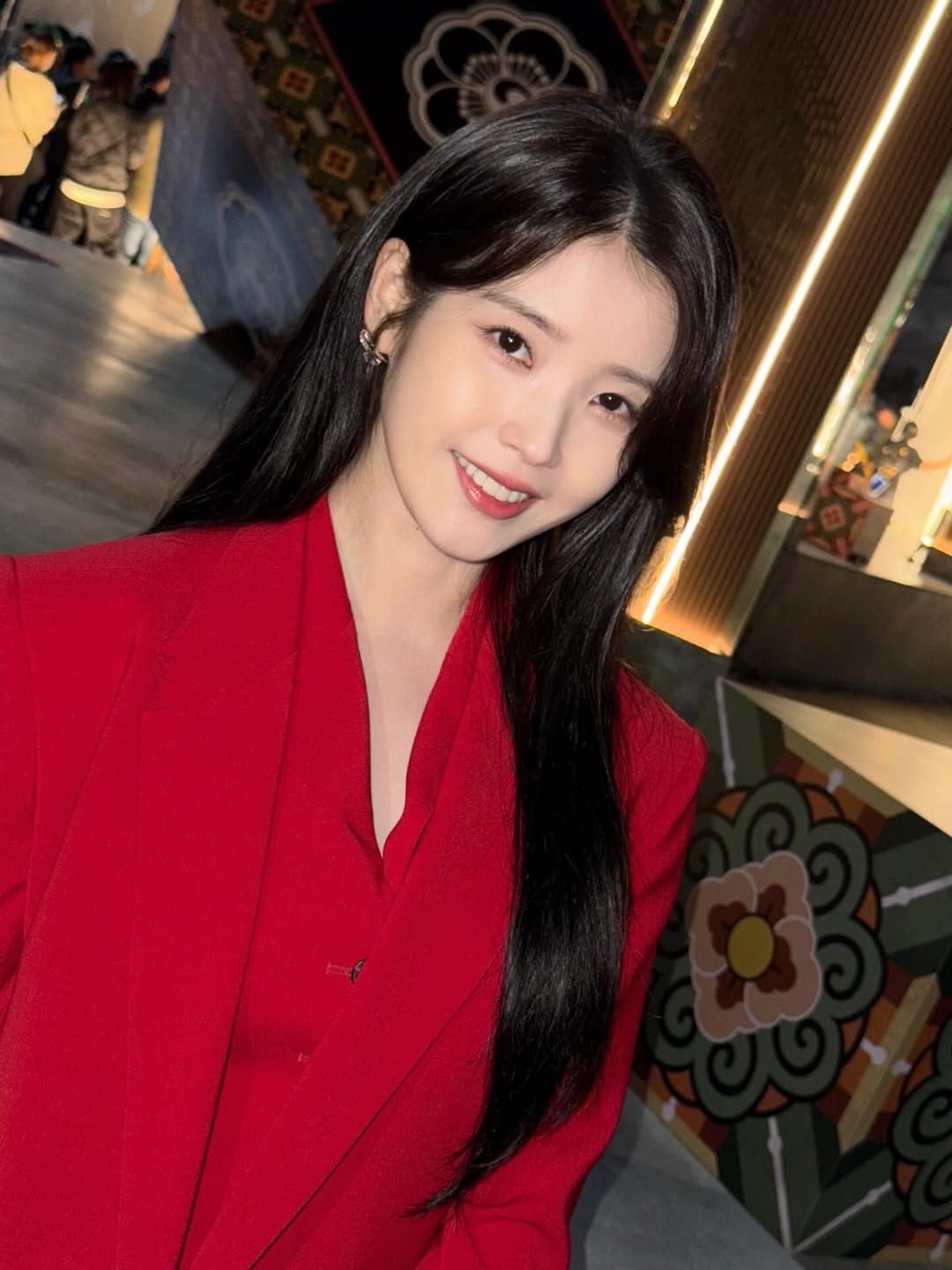 @이지은