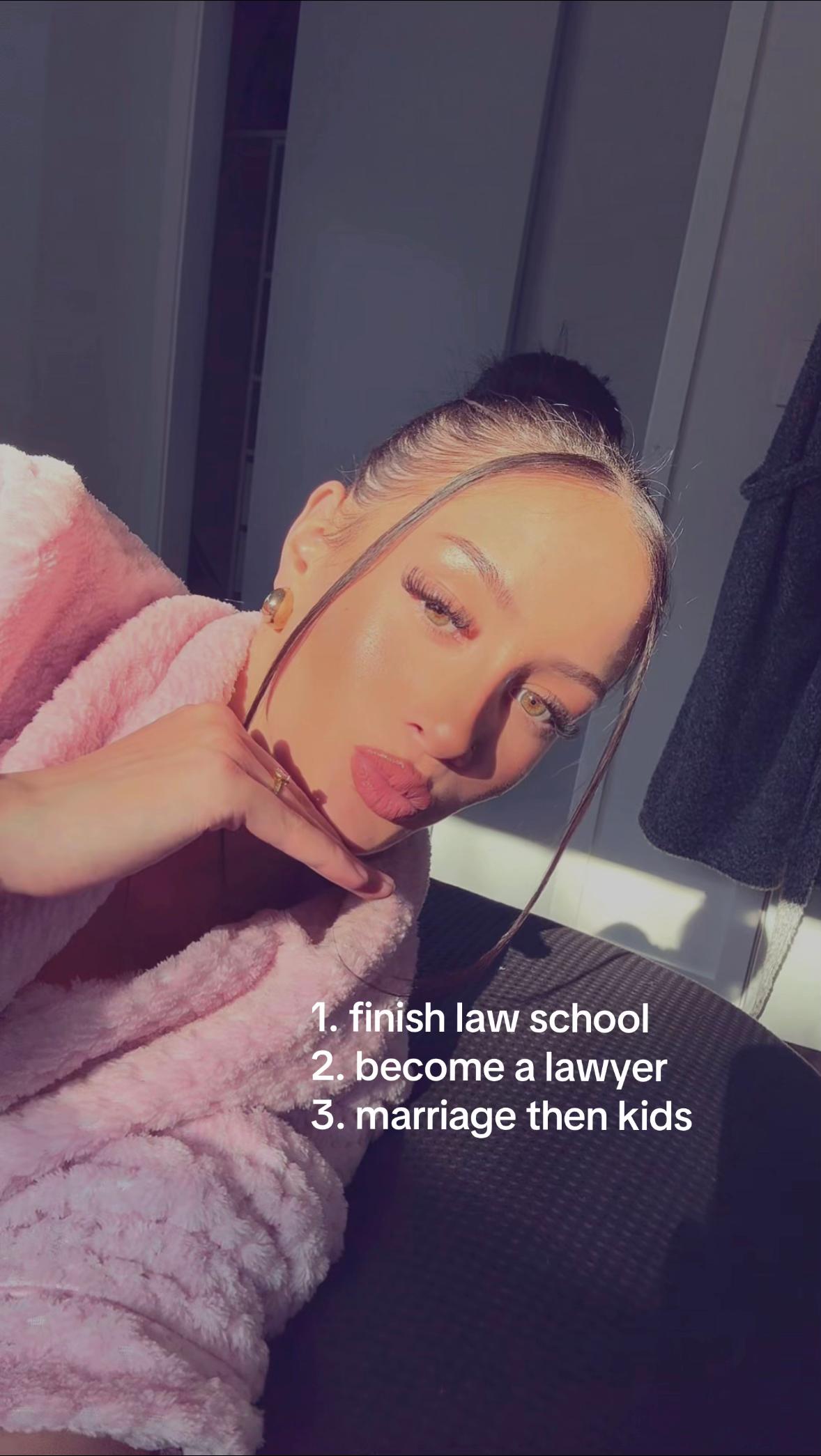 @anahera