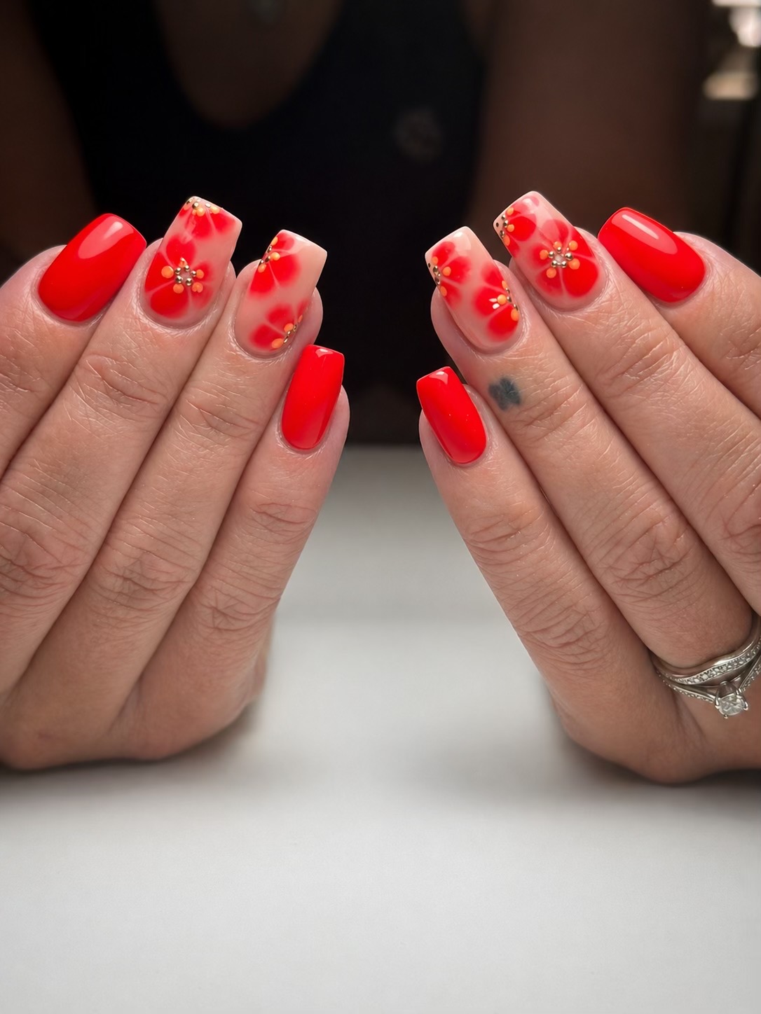 @Skullpture_Nails