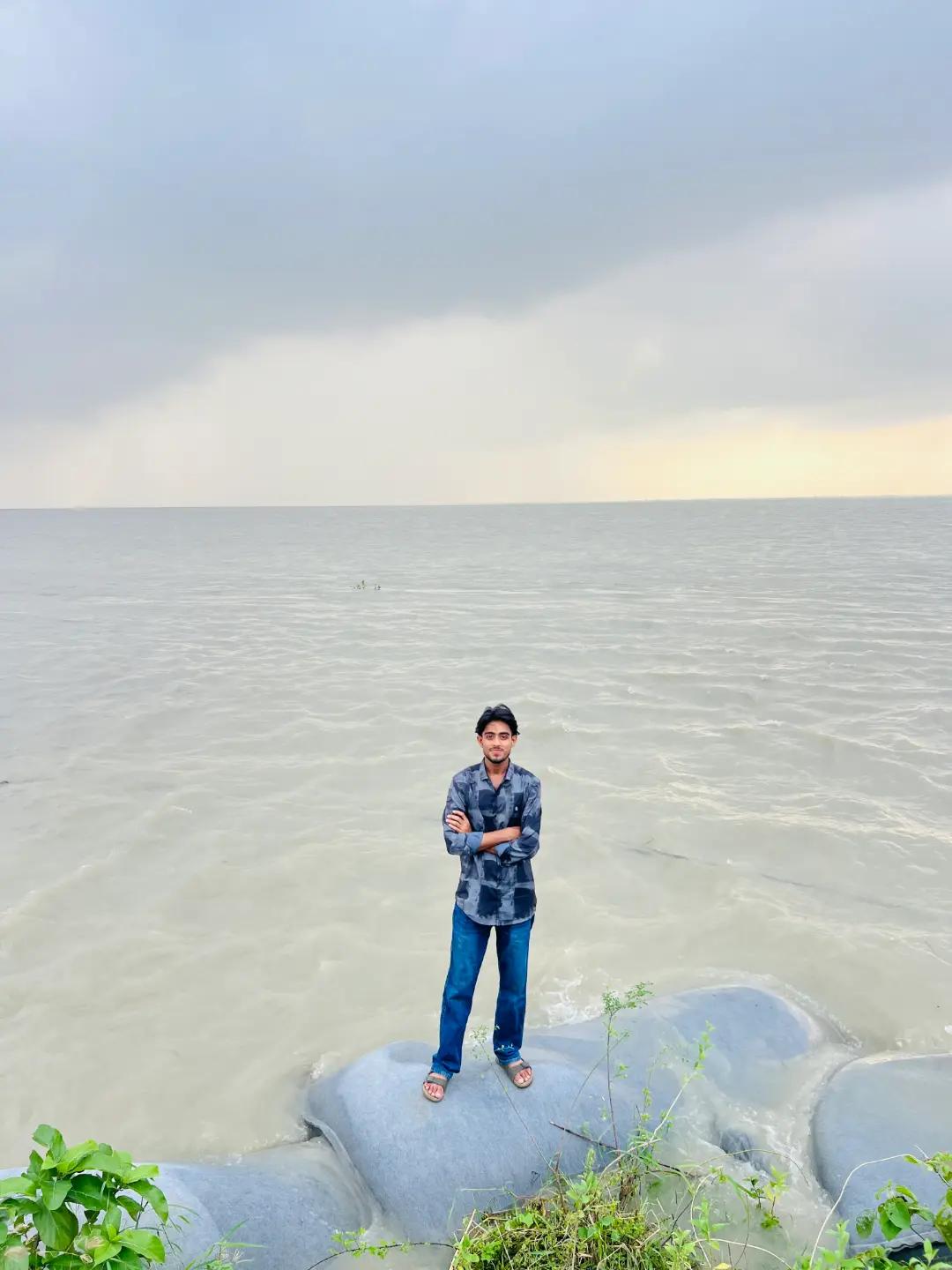 @T&ucirc; H &ucirc; 🧃