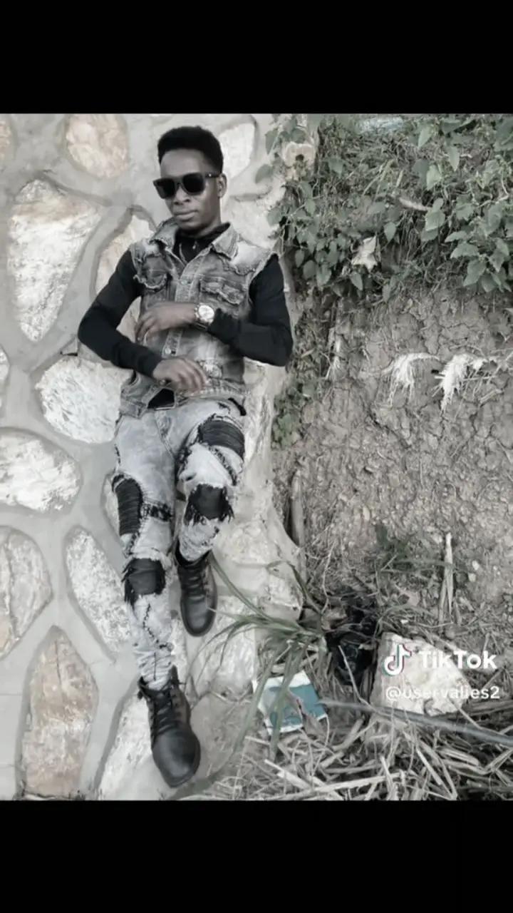 @valey🫰🫵👉