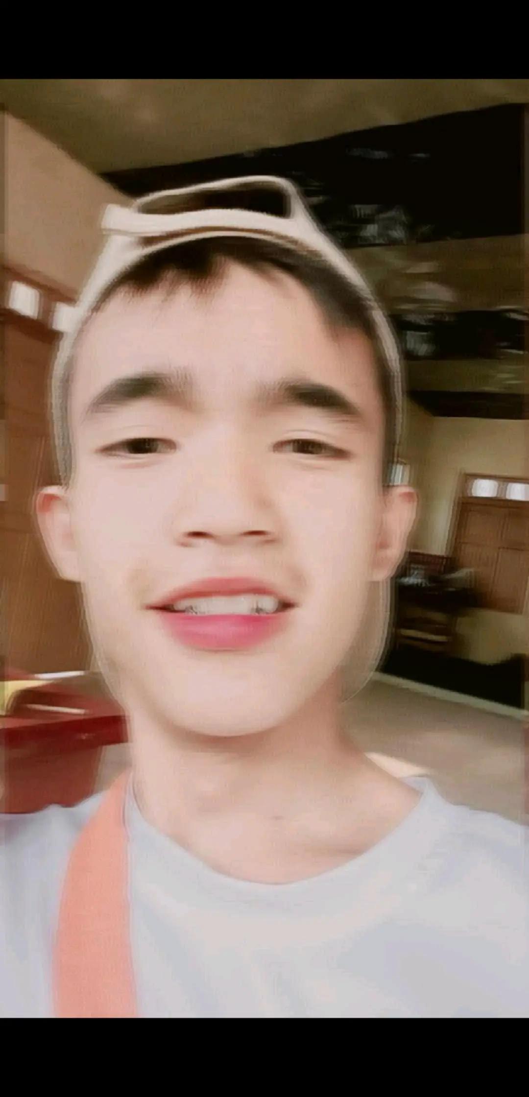 @Soethuřä naing🦚🐳