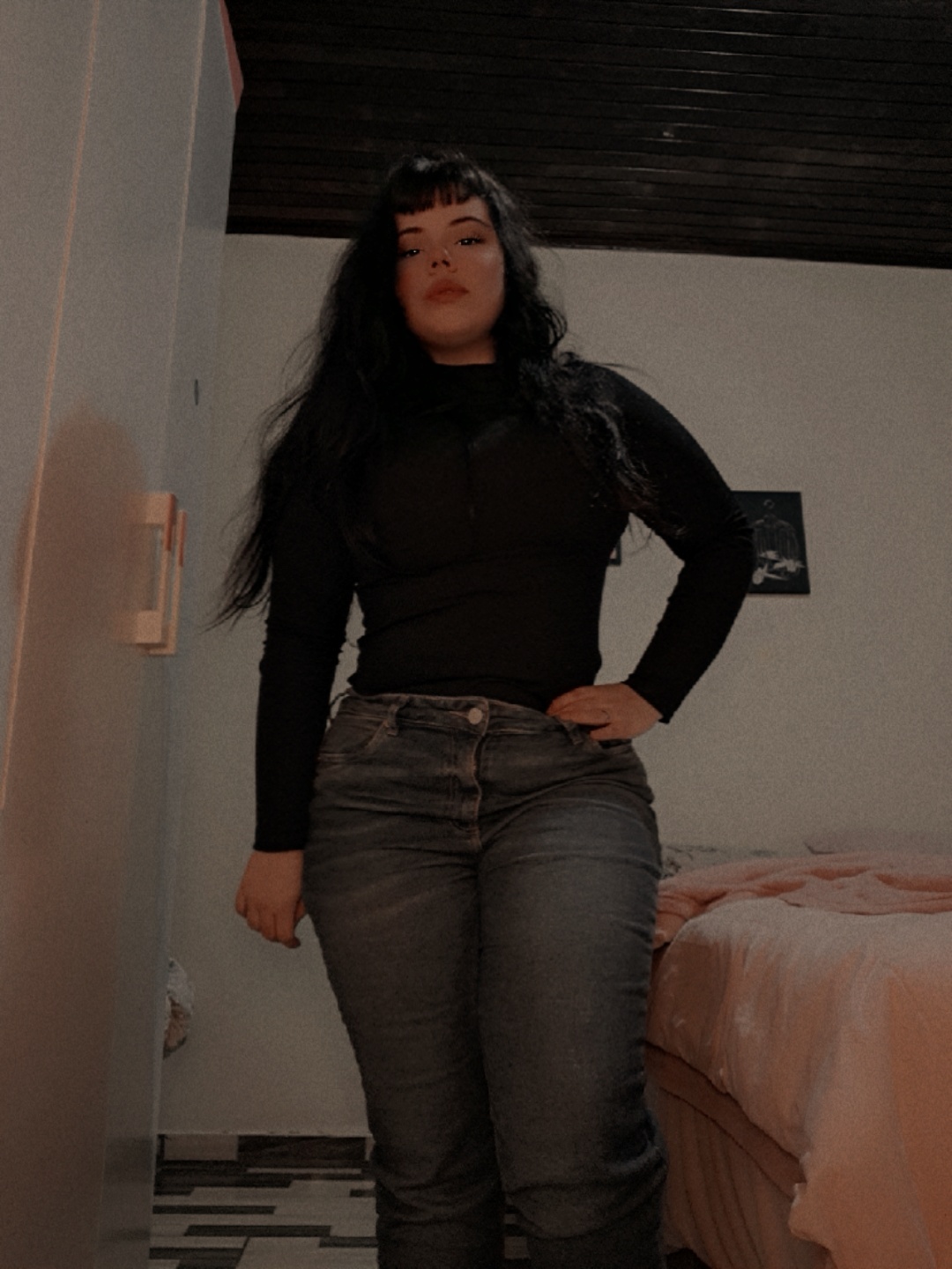 @𝙲𝚑𝚞𝚋𝚋𝚢𝒢𝒾𝓇𝓁` ♡,