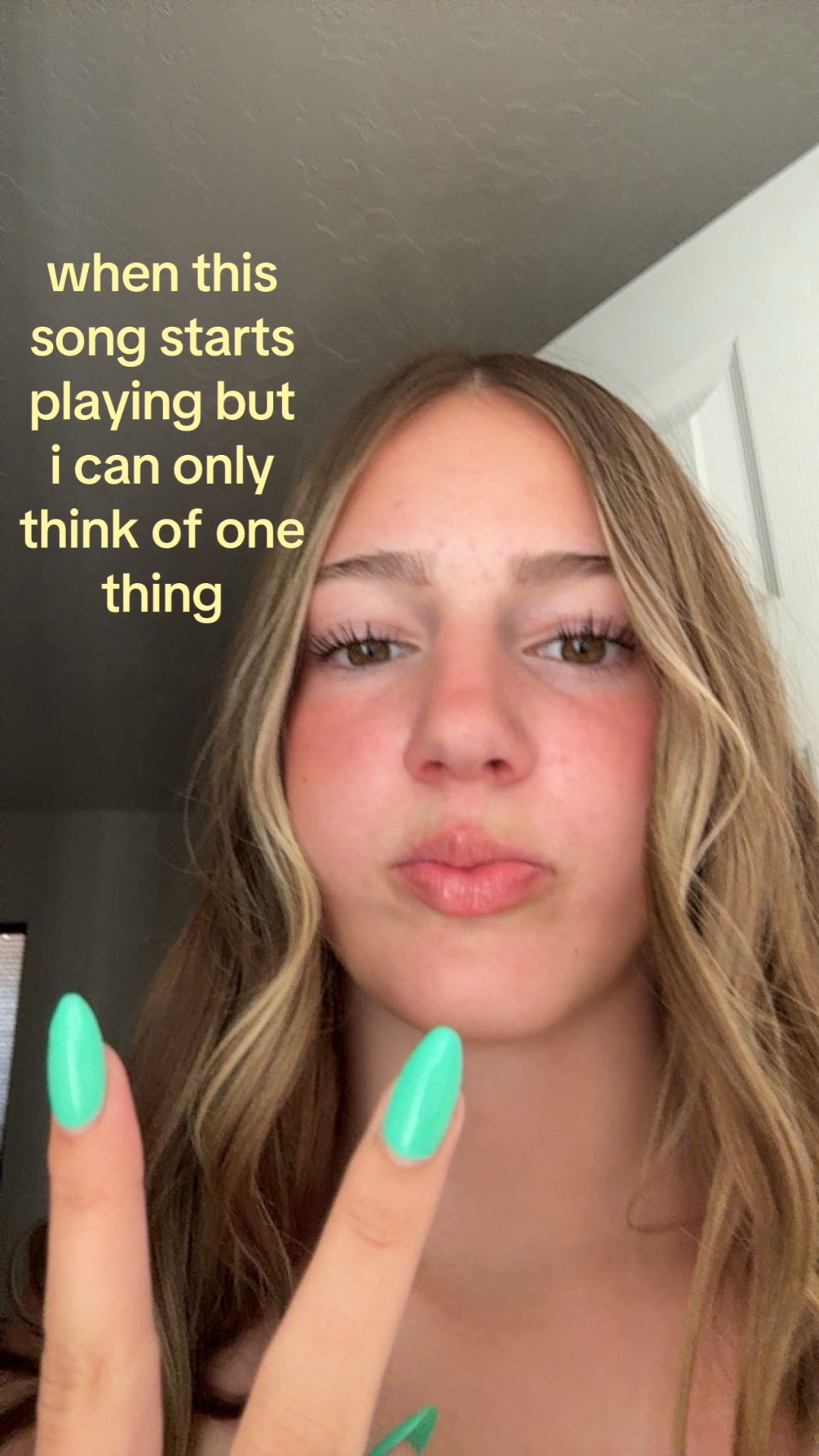 @i6767676776