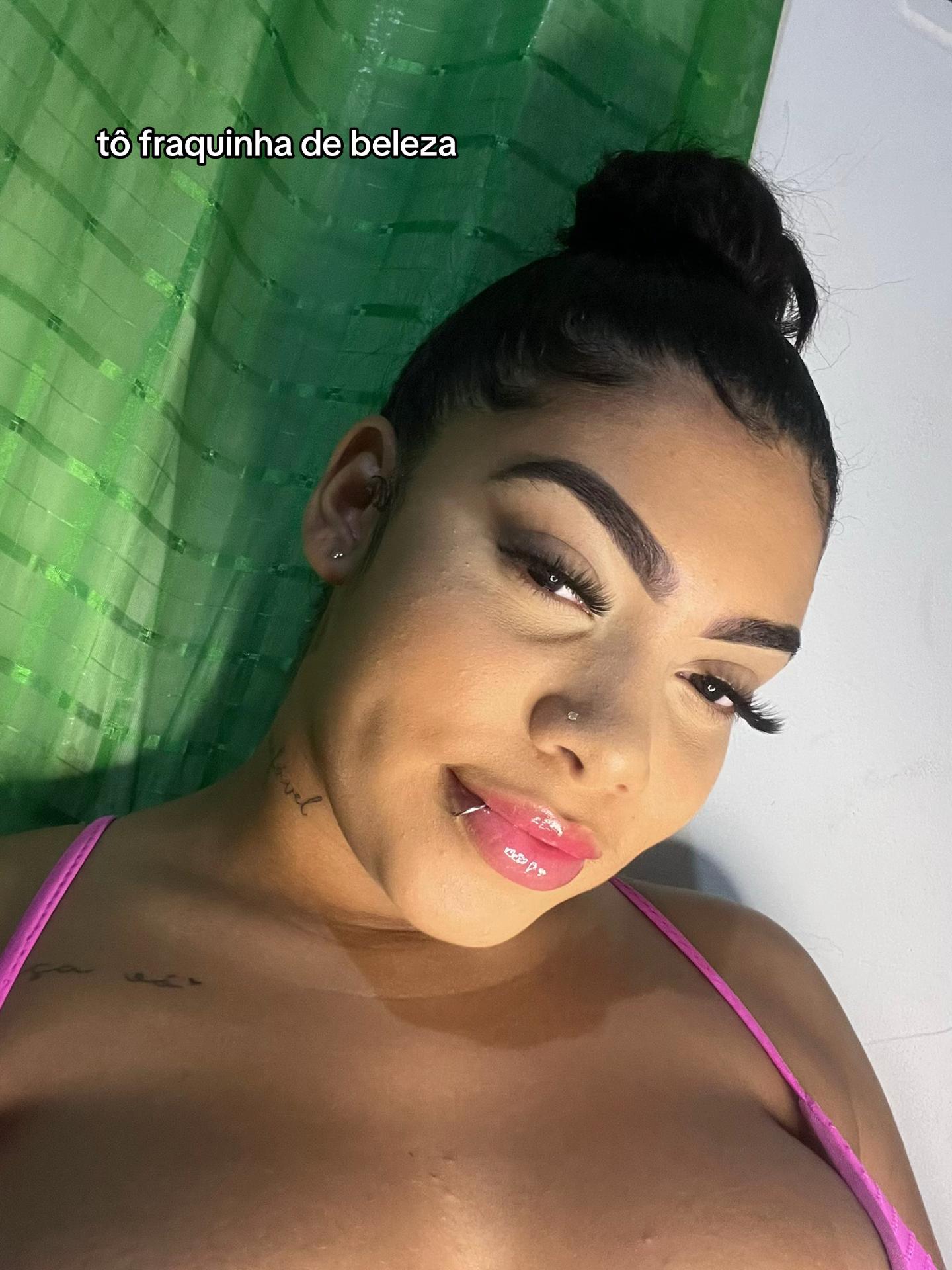 @Victória Melo