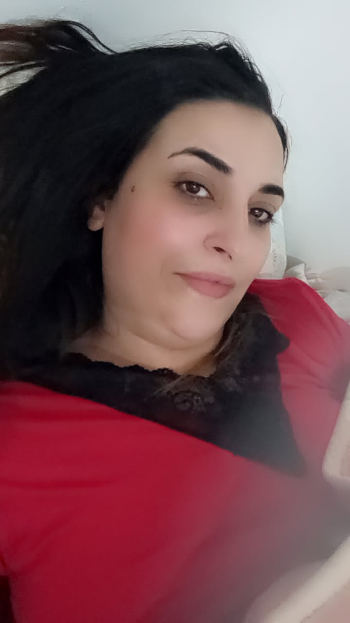 @Farah Tanger4