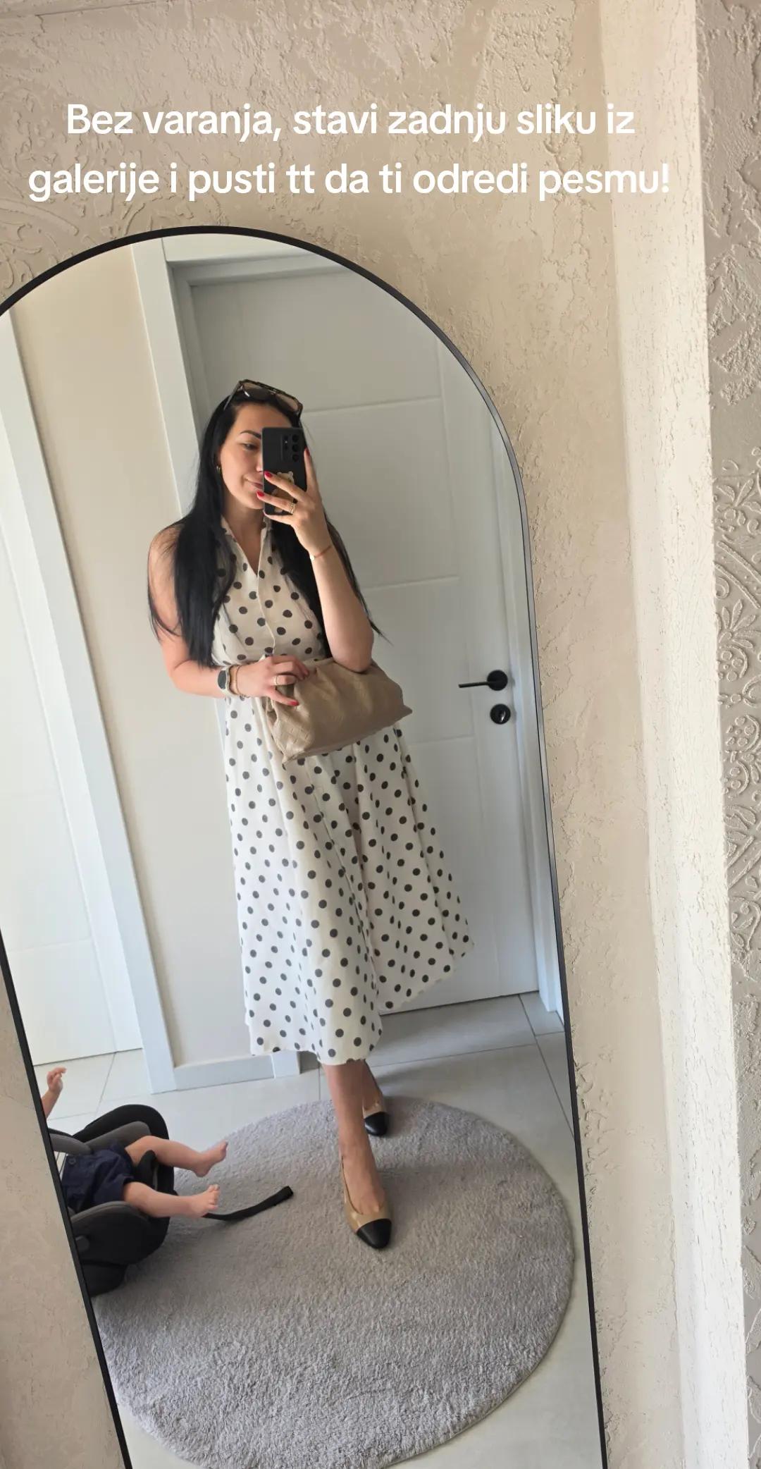 @Majda Međedović Hot