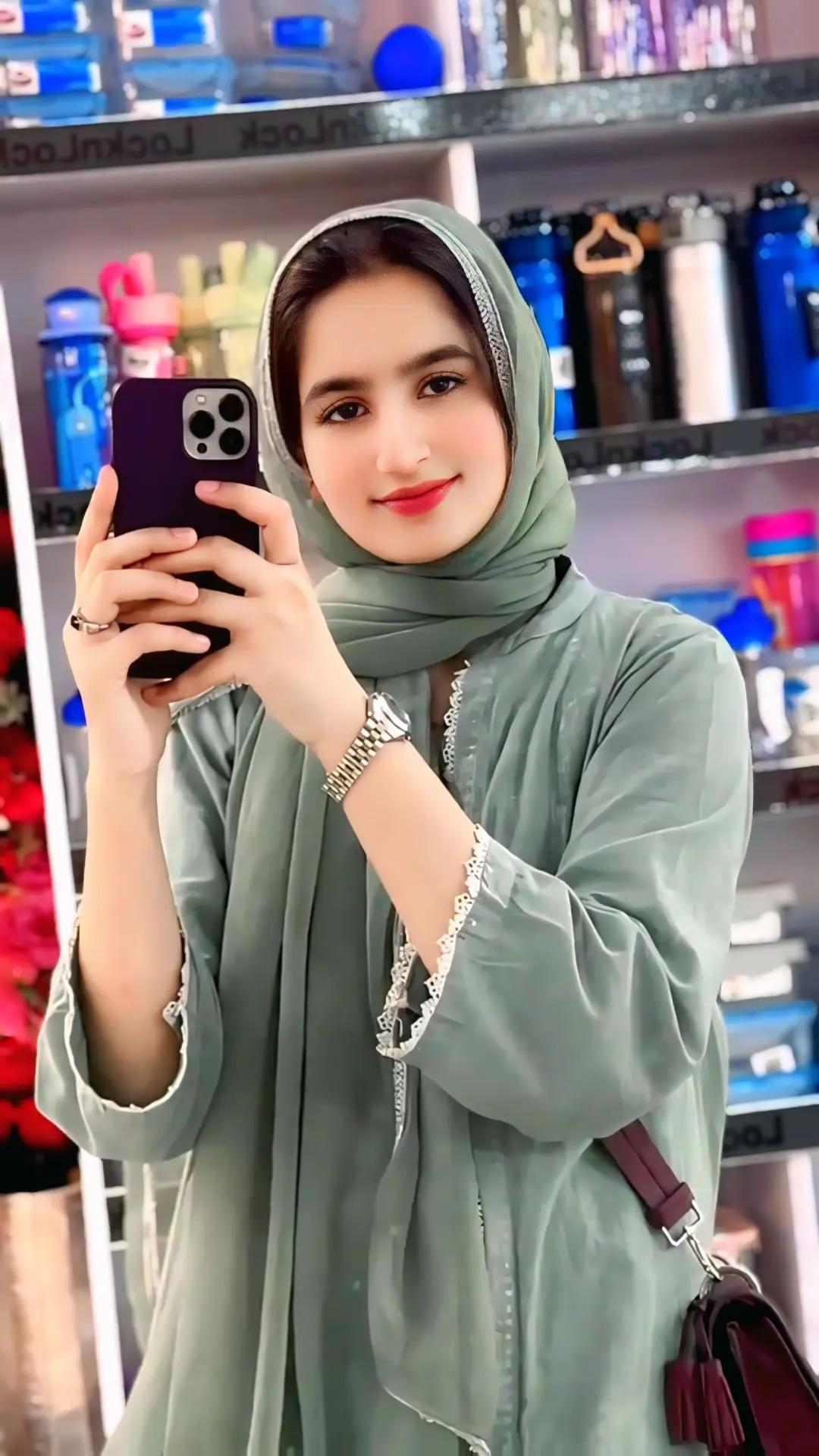 @Muneeba💞
