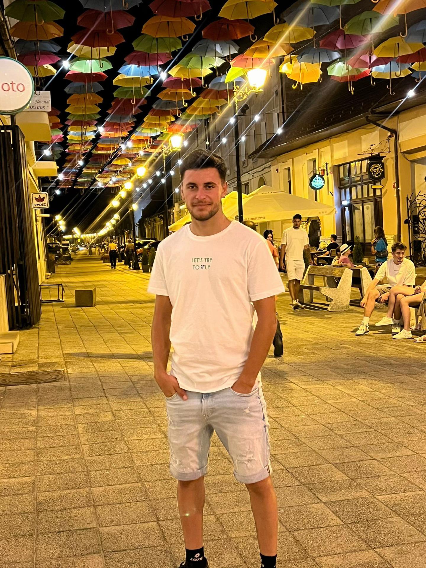 @Neluțu Elinu💣👑