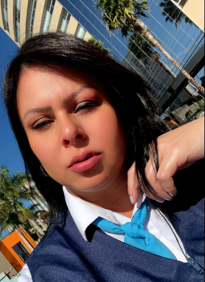 @a.carol_oficia
