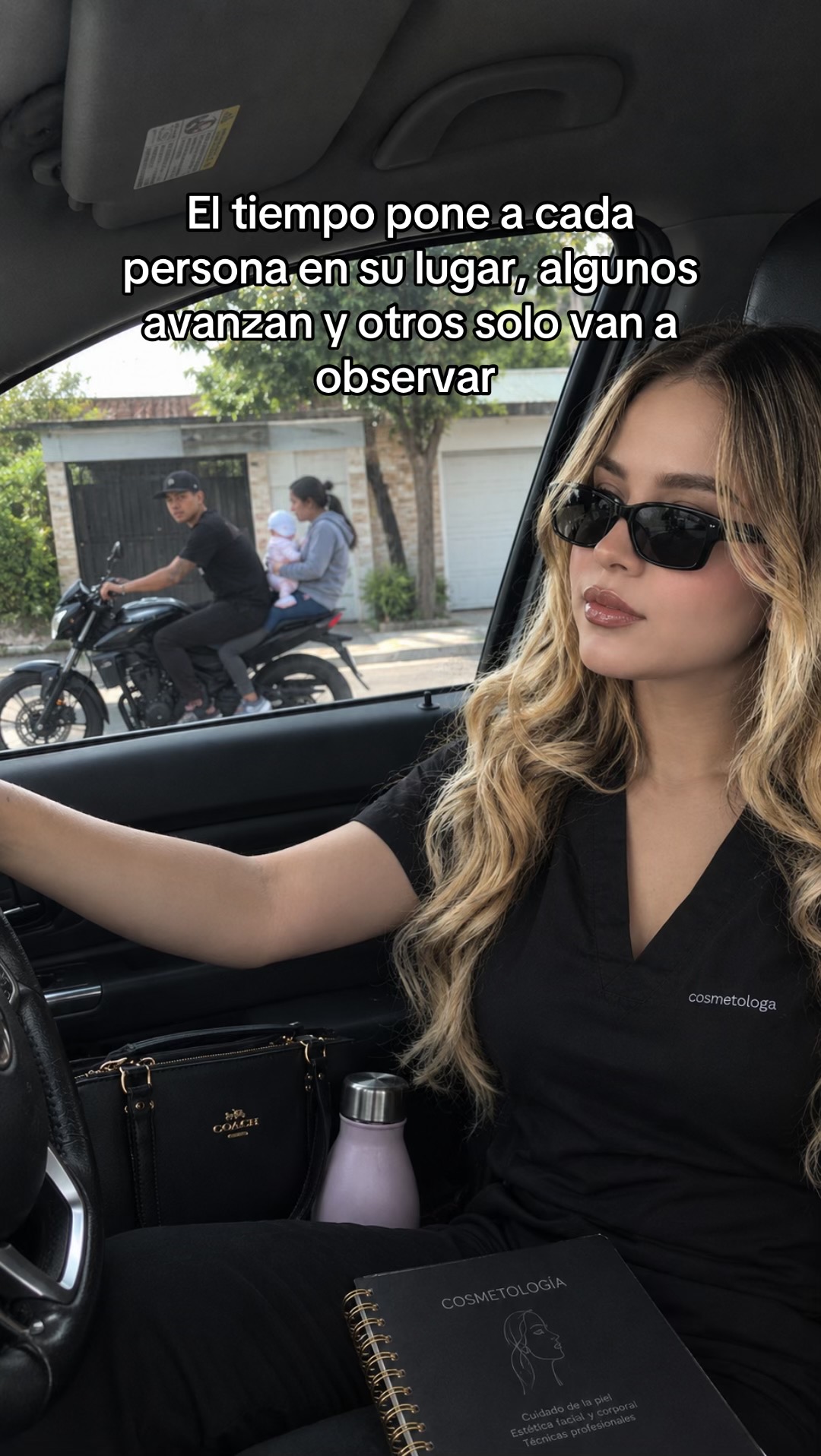 @👸🏼