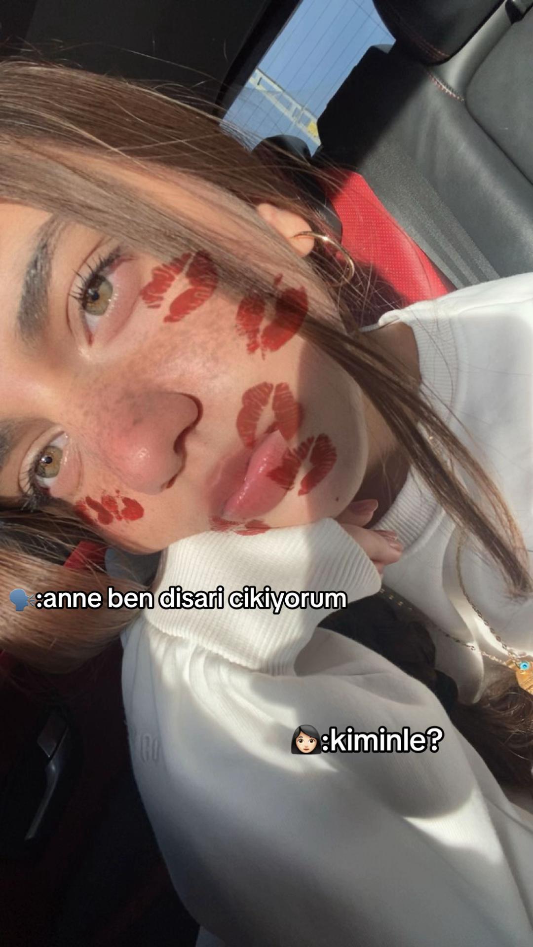 @zeynepp