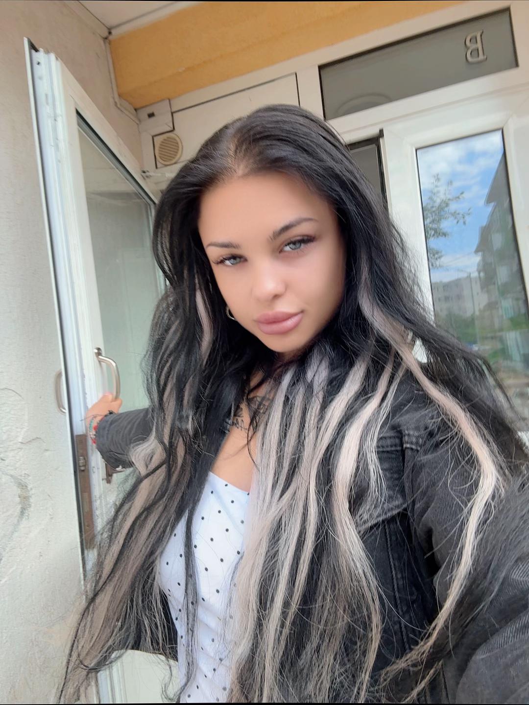 @Gabriela Preda