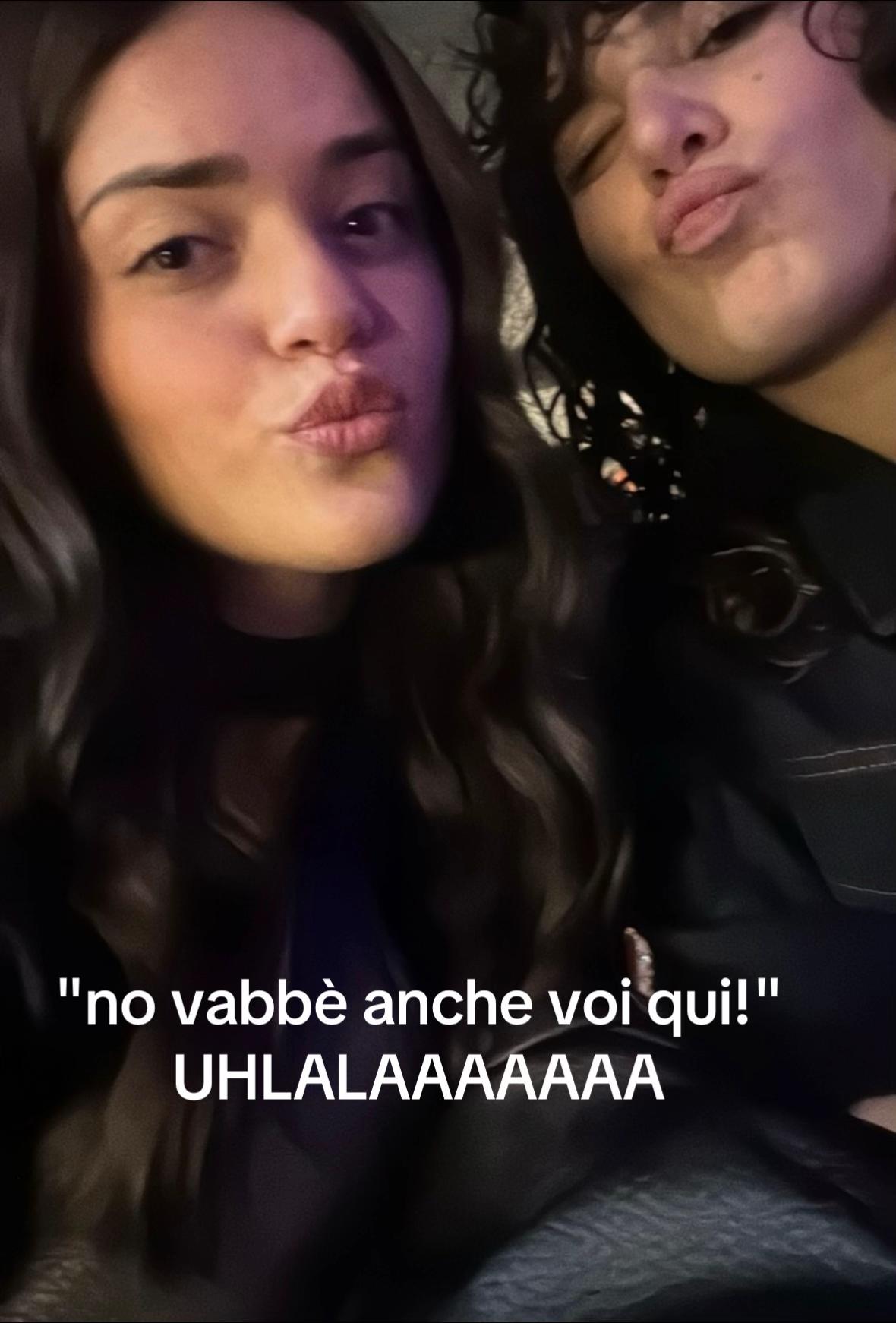 @Aurora____
