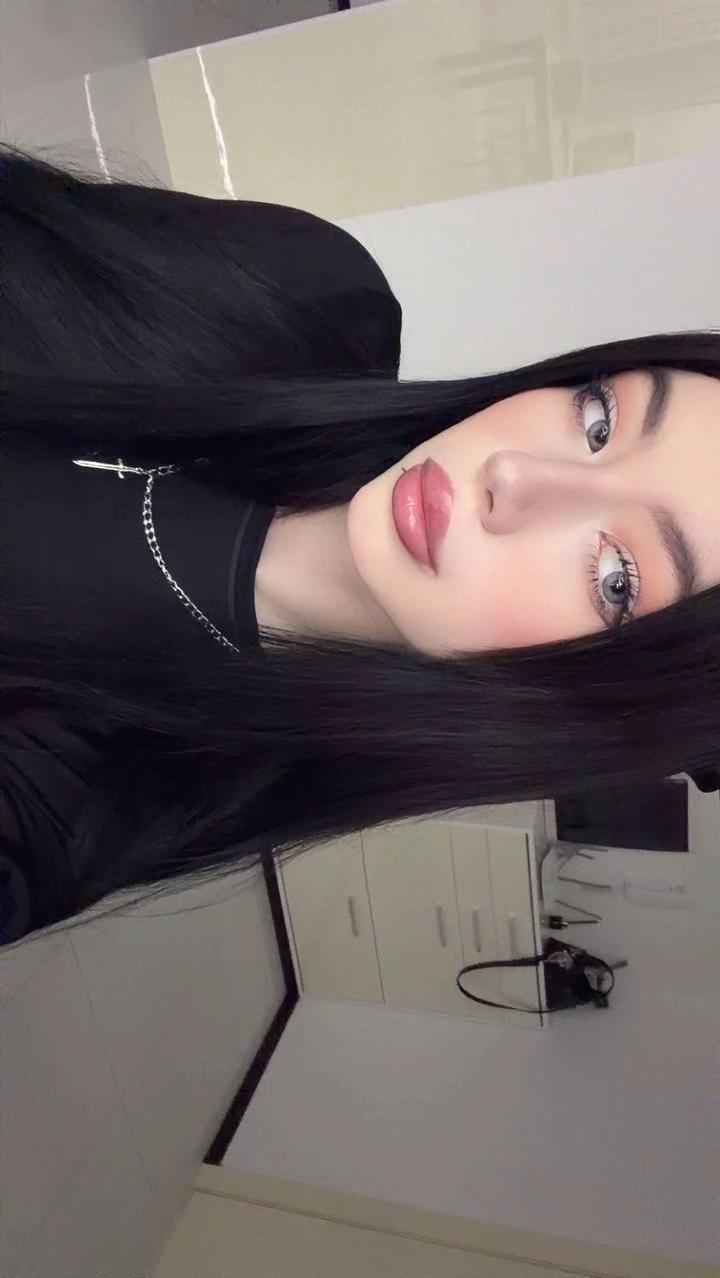 @mia_gothgirl