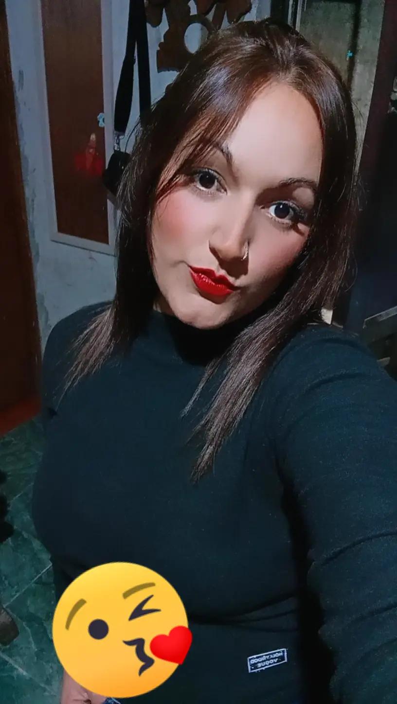 @Estefi castillo