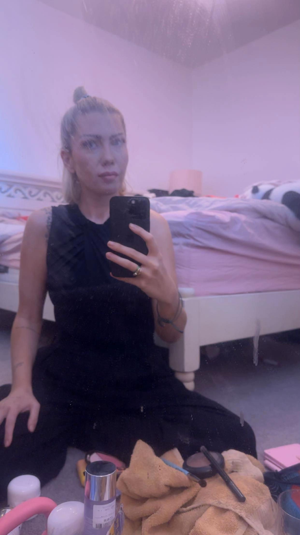 @EllenBridgerMakeupArtist