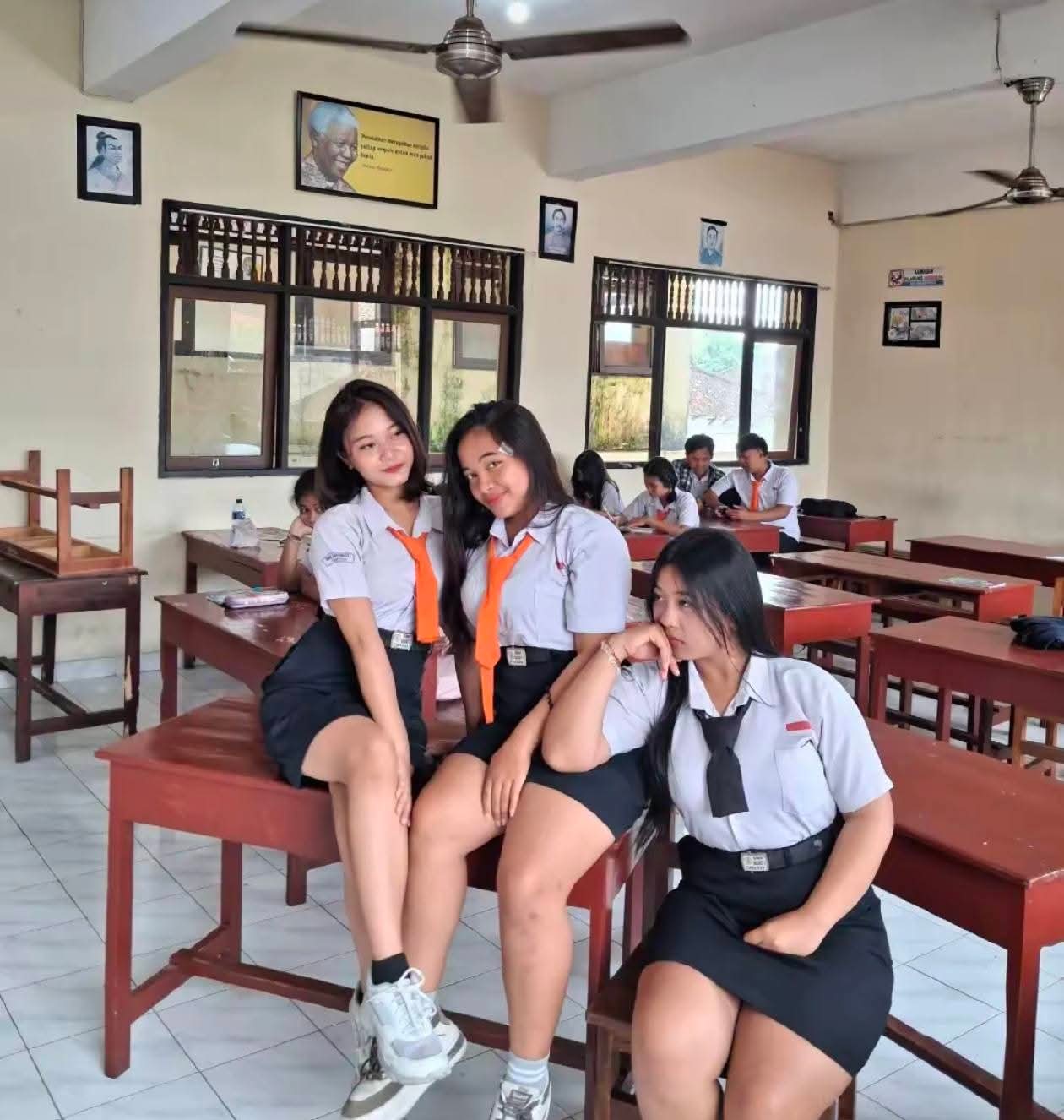 @hitss😉Kekinian