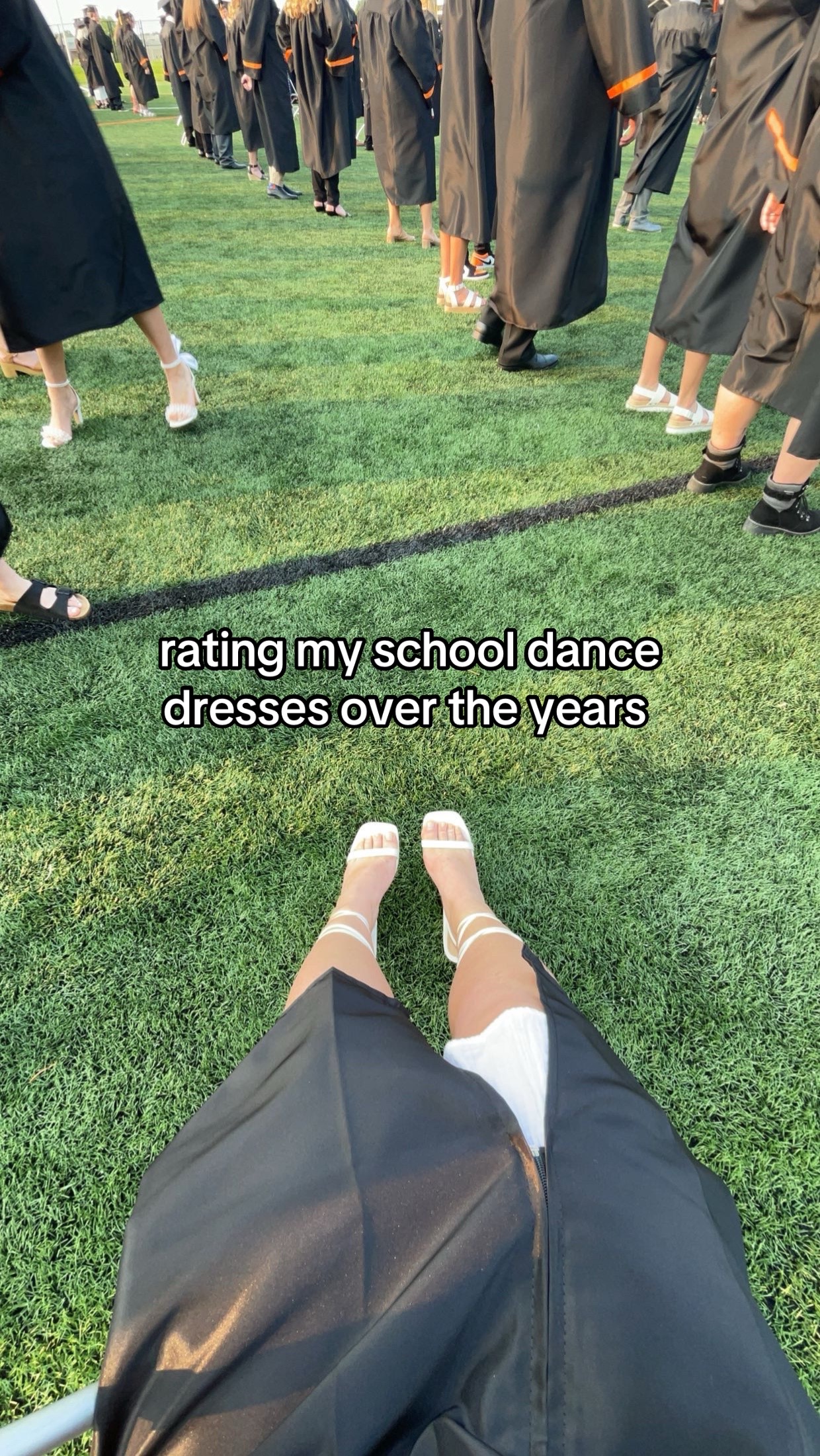 @mo