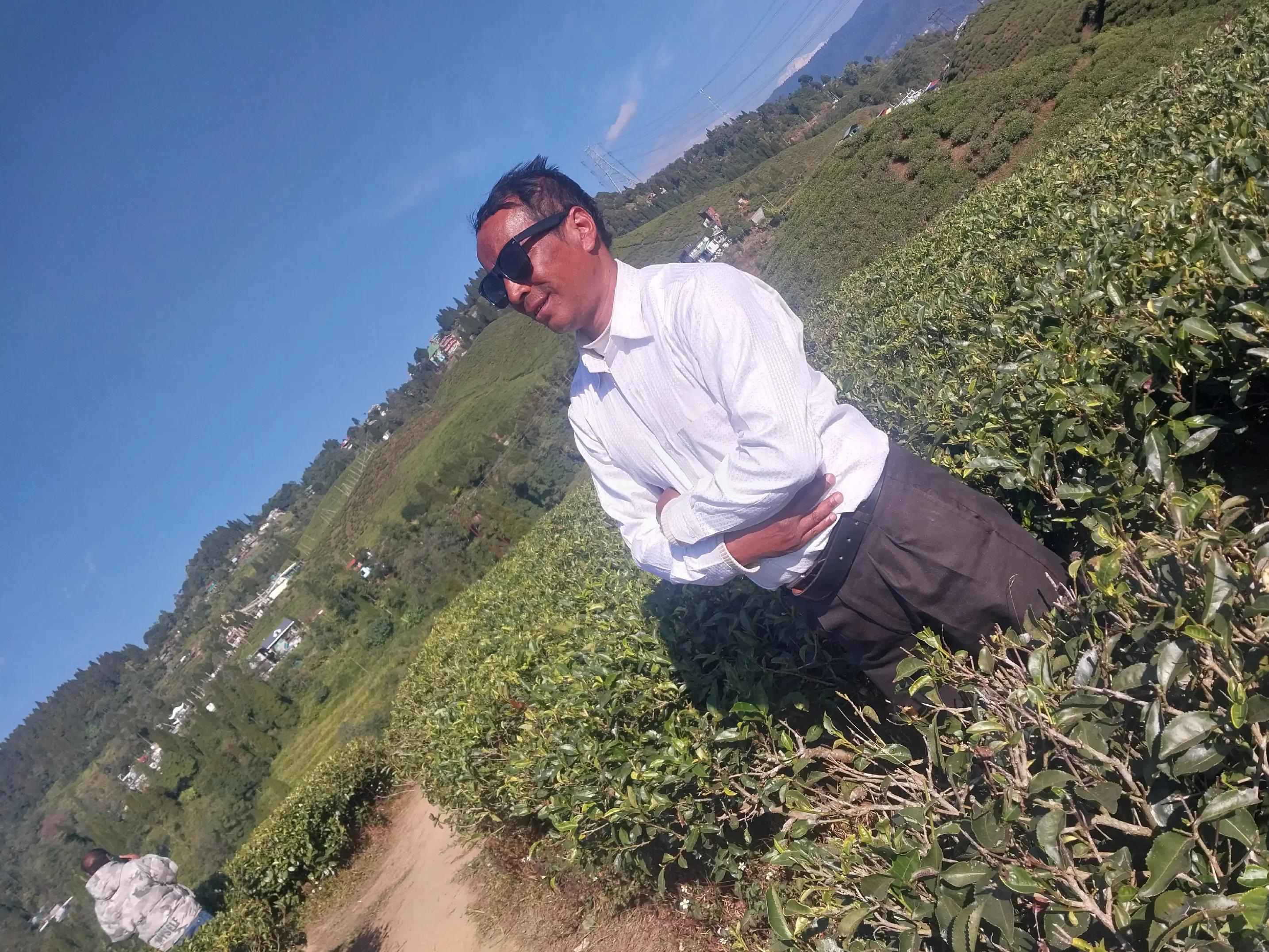 @भक्तलाल श्रेष्ठ