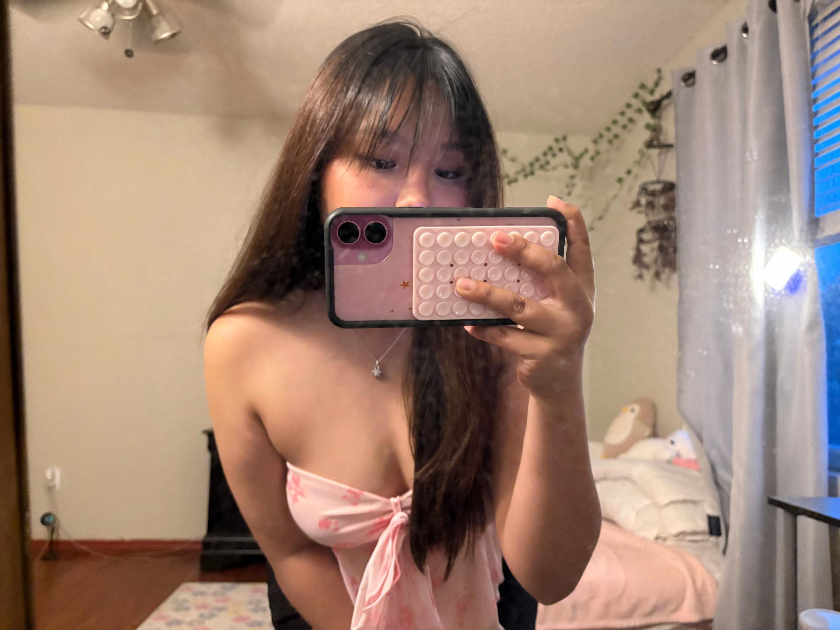 @DEEPSHIKA 🧸