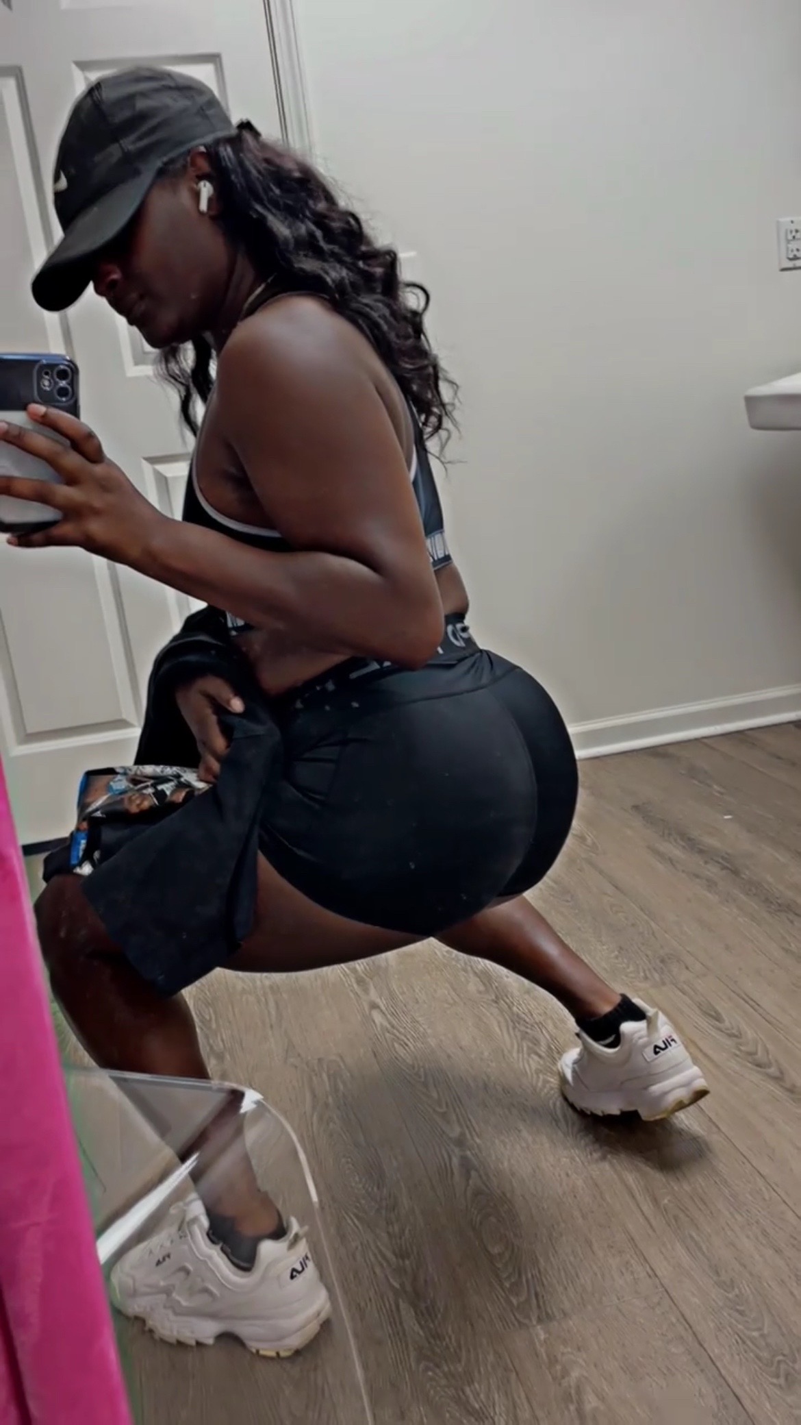 @ParrisDollFace