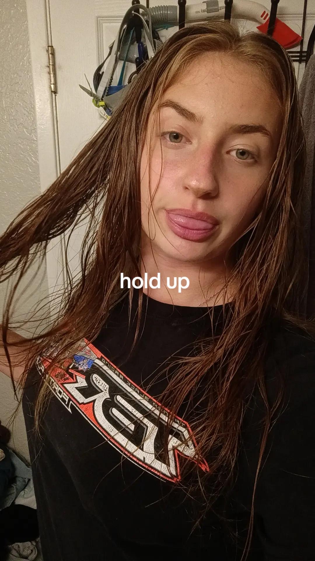 @520.Ellie6