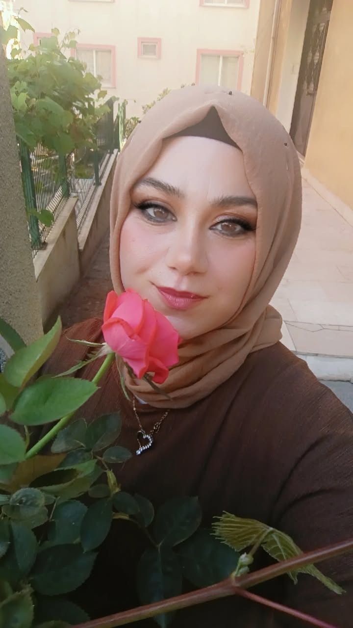 @deryasarı5541