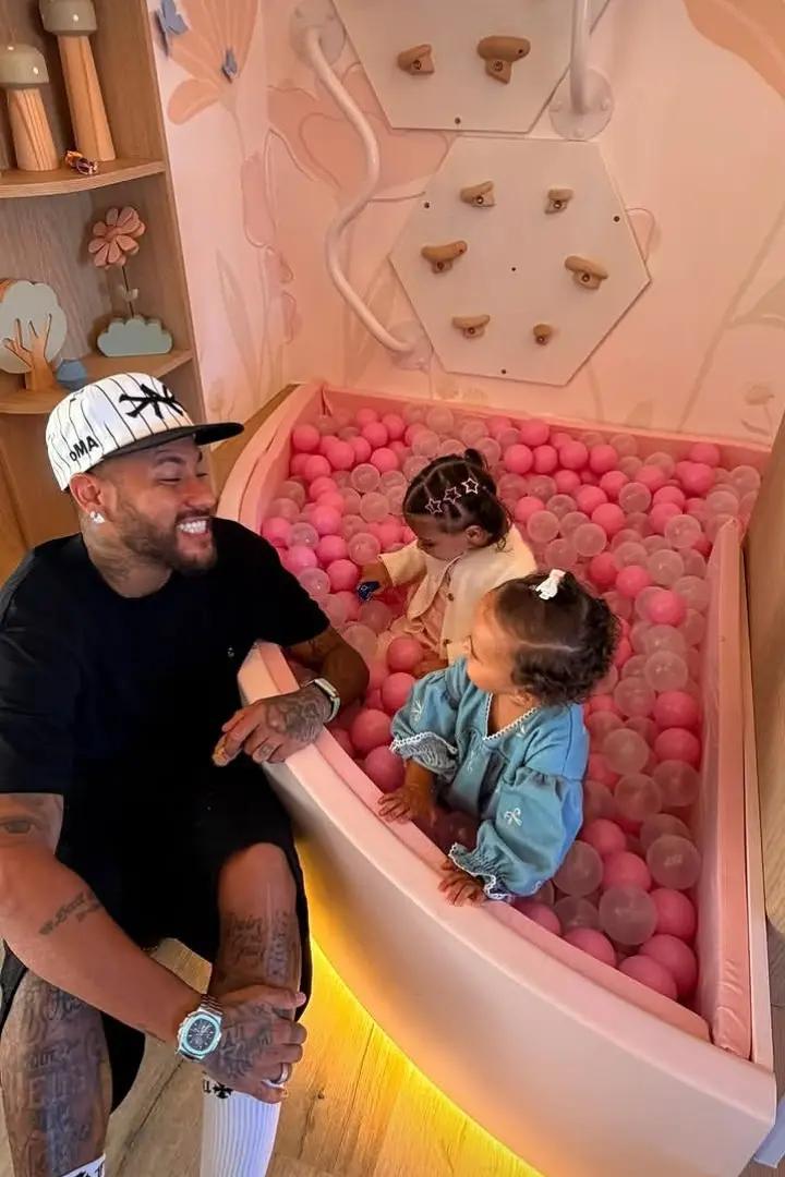 @𝐻𝑒𝑙𝑒𝑛𝑎& 𝐴𝑚𝑎𝑛𝑑💞